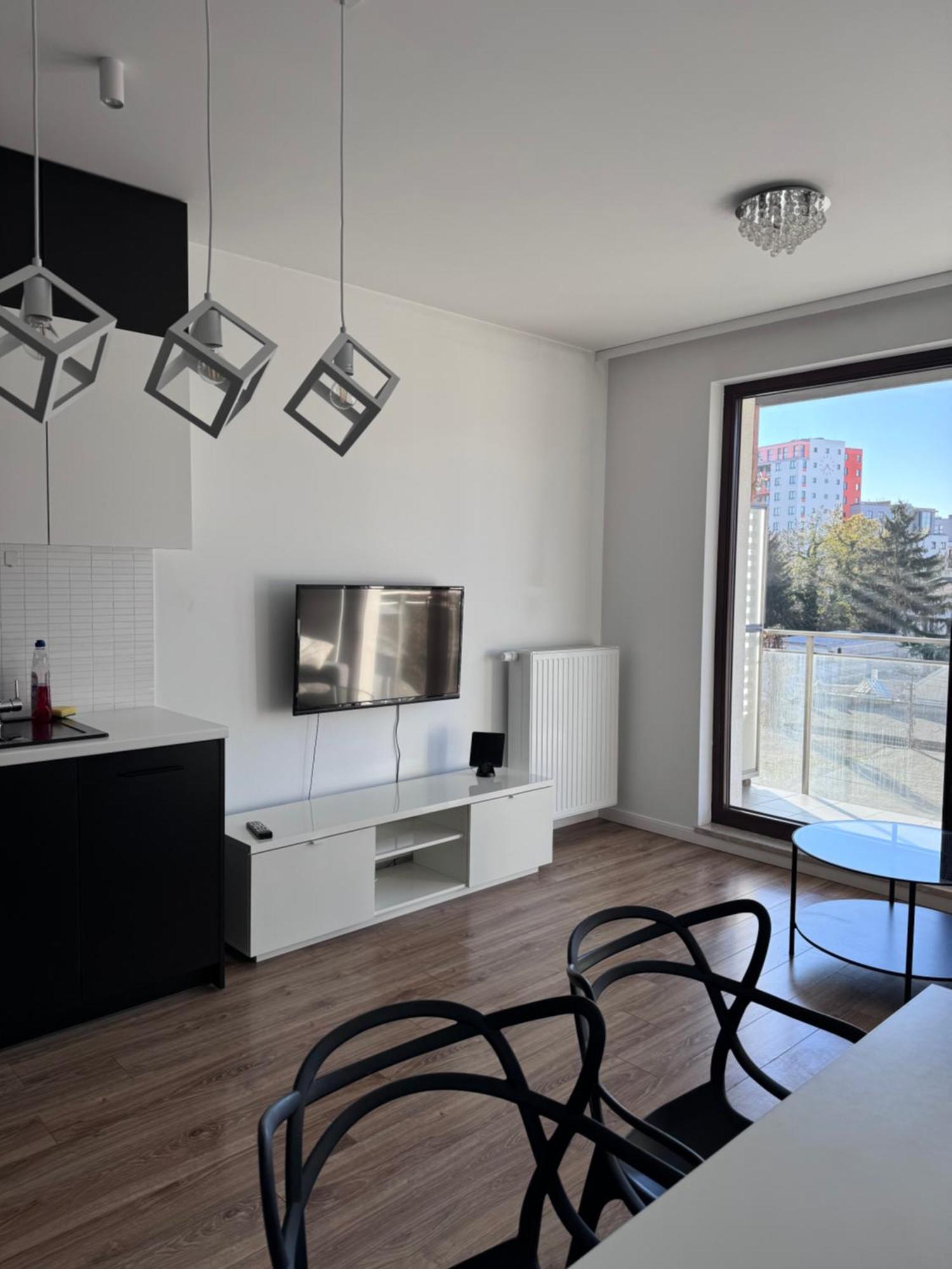 Comfort & Style 2-room And Free Parking