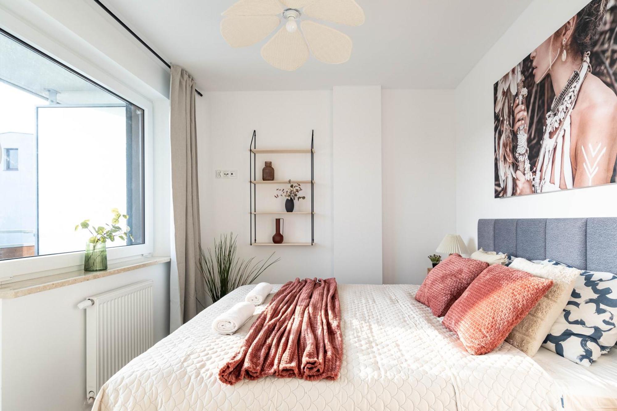 Superapart Pileckiego 258