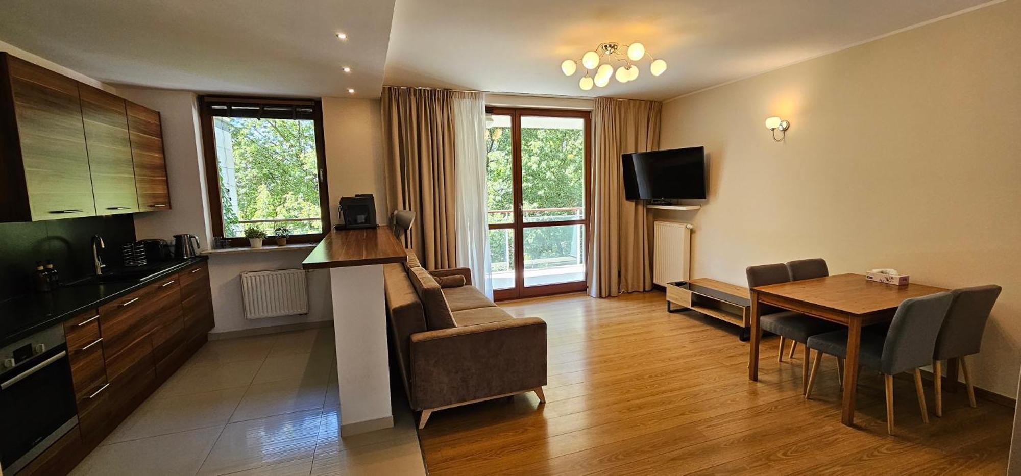 New, 2br, Close To Airport By Visitwarsaw