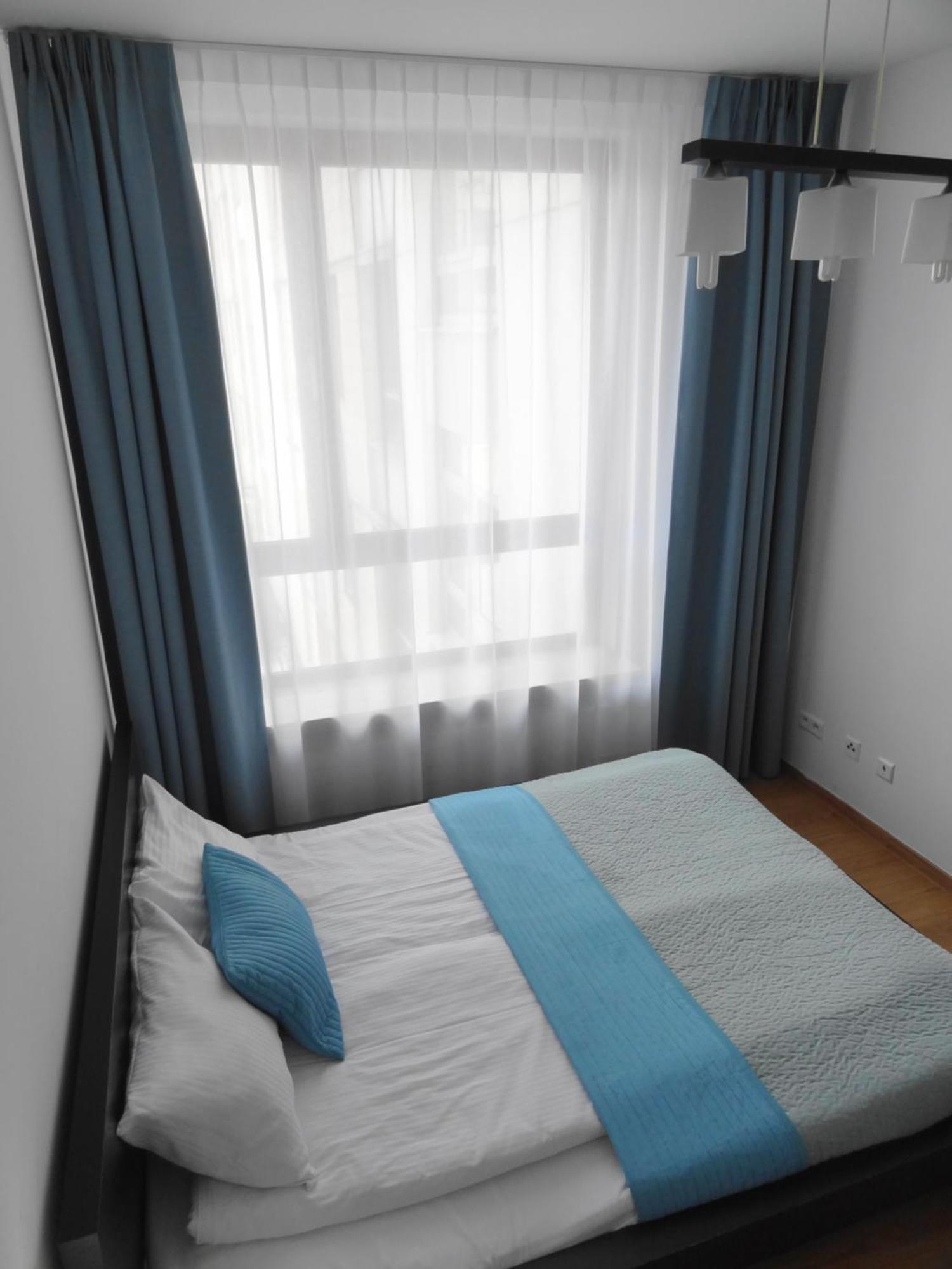 New, 2br, Close To Airport By Visitwarsaw *