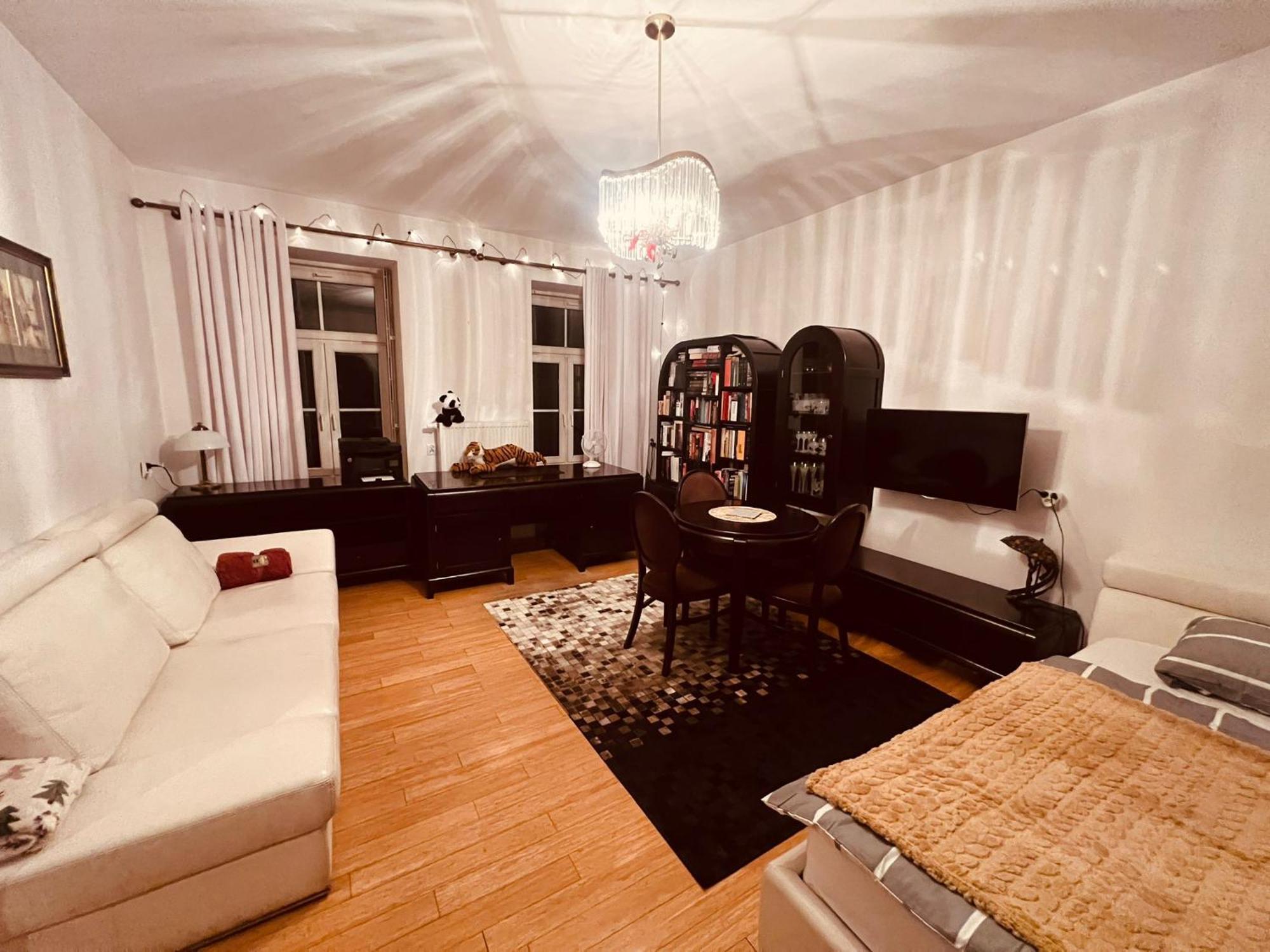 Centrum Cozy Entire Flat Apartamento *