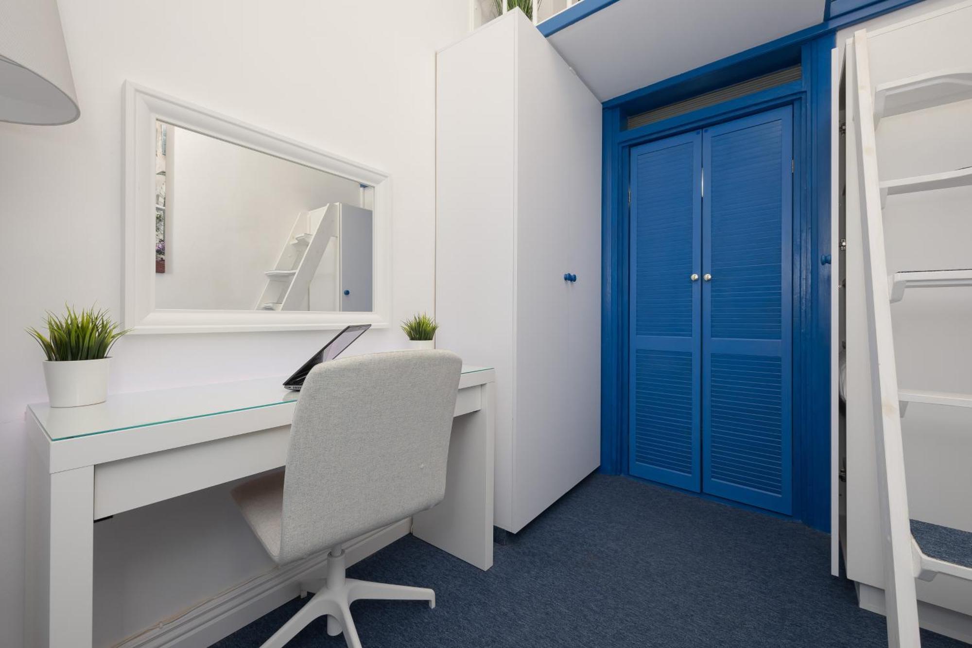 Apartment Spacious In The Center By Rent Like