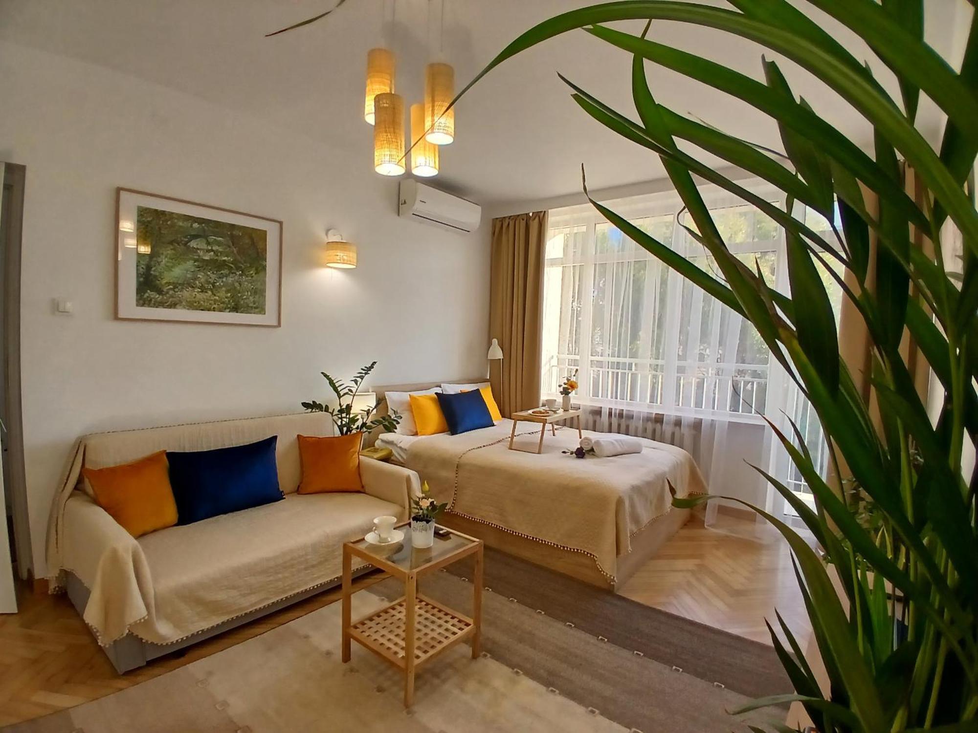 Downtown Elegant & Sunny Near Metro Station * Warsaw