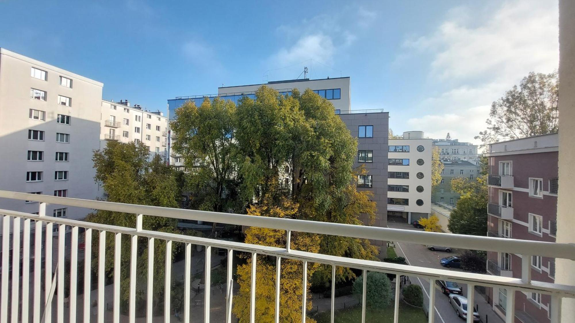 Downtown Elegant & Sunny Near Metro Station * Warsaw