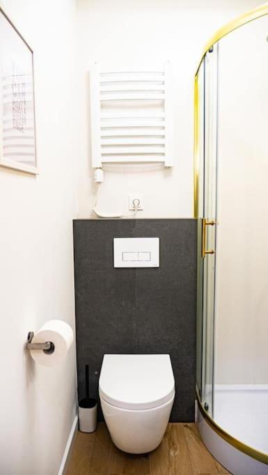 Apartamento Funkcjonalne Blisko Przystankow Varsóvia