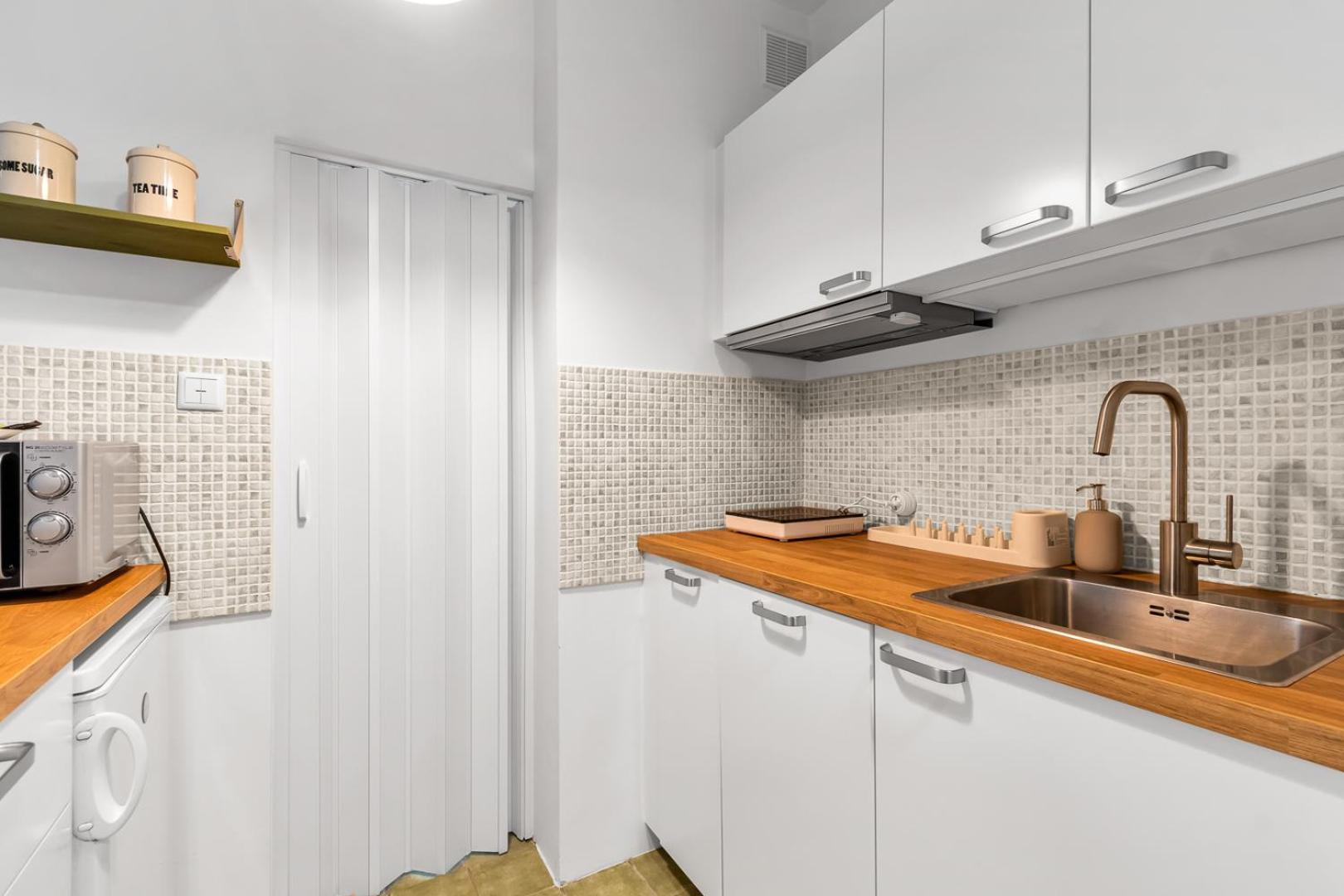 Tamka - Location, Park And Metro Nearby - By Rentujemy Warsaw