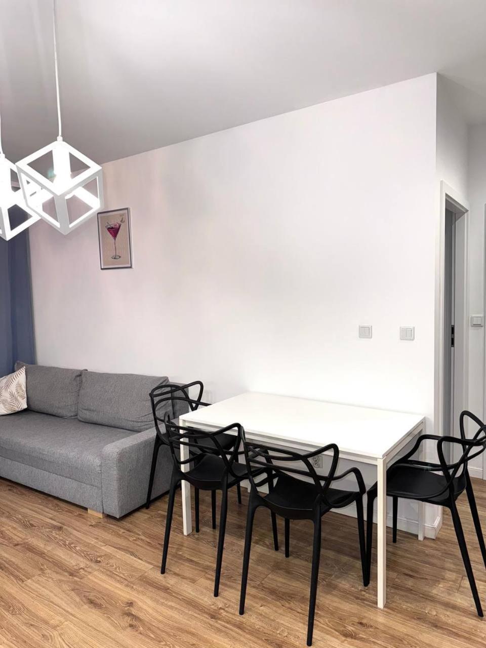 Apartamento Comfort & Style 2-room And Free Parking Varsóvia