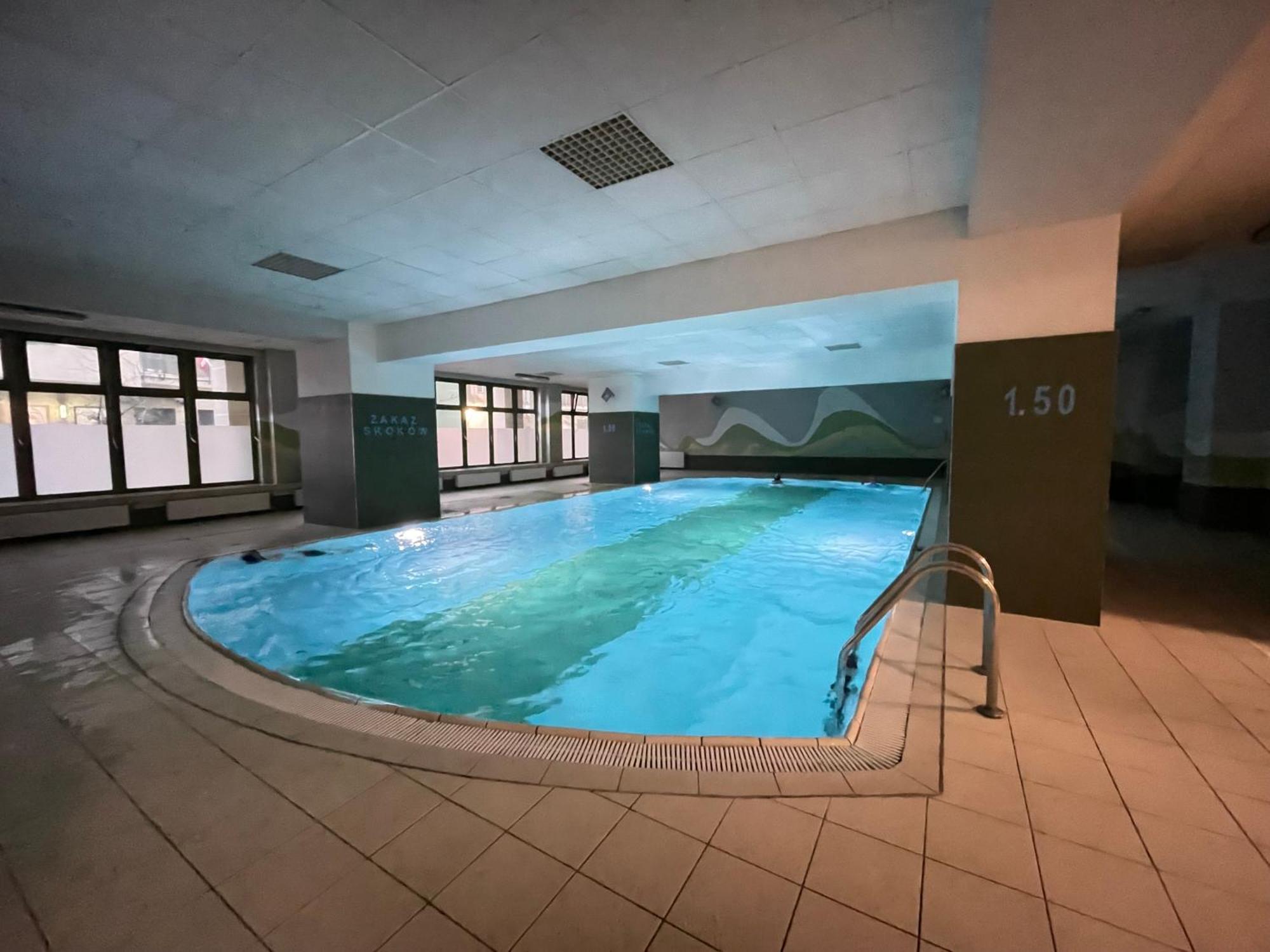 Apartment Superior Bukowinska, Studio, Pool & Gym! Metro Wilanowska, Garage Parking! 24h Reception! Warsaw