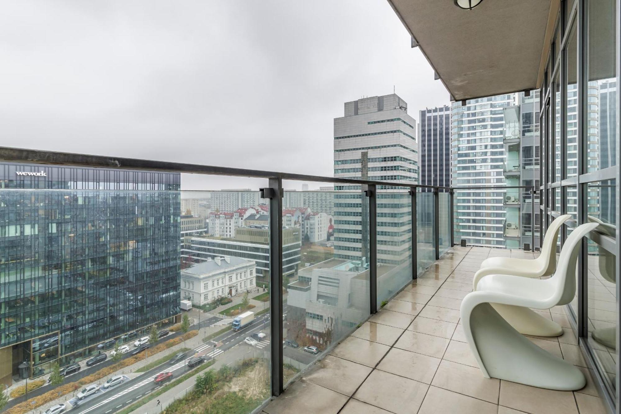 Heart Of - Premium 2-room, Centre Apartment