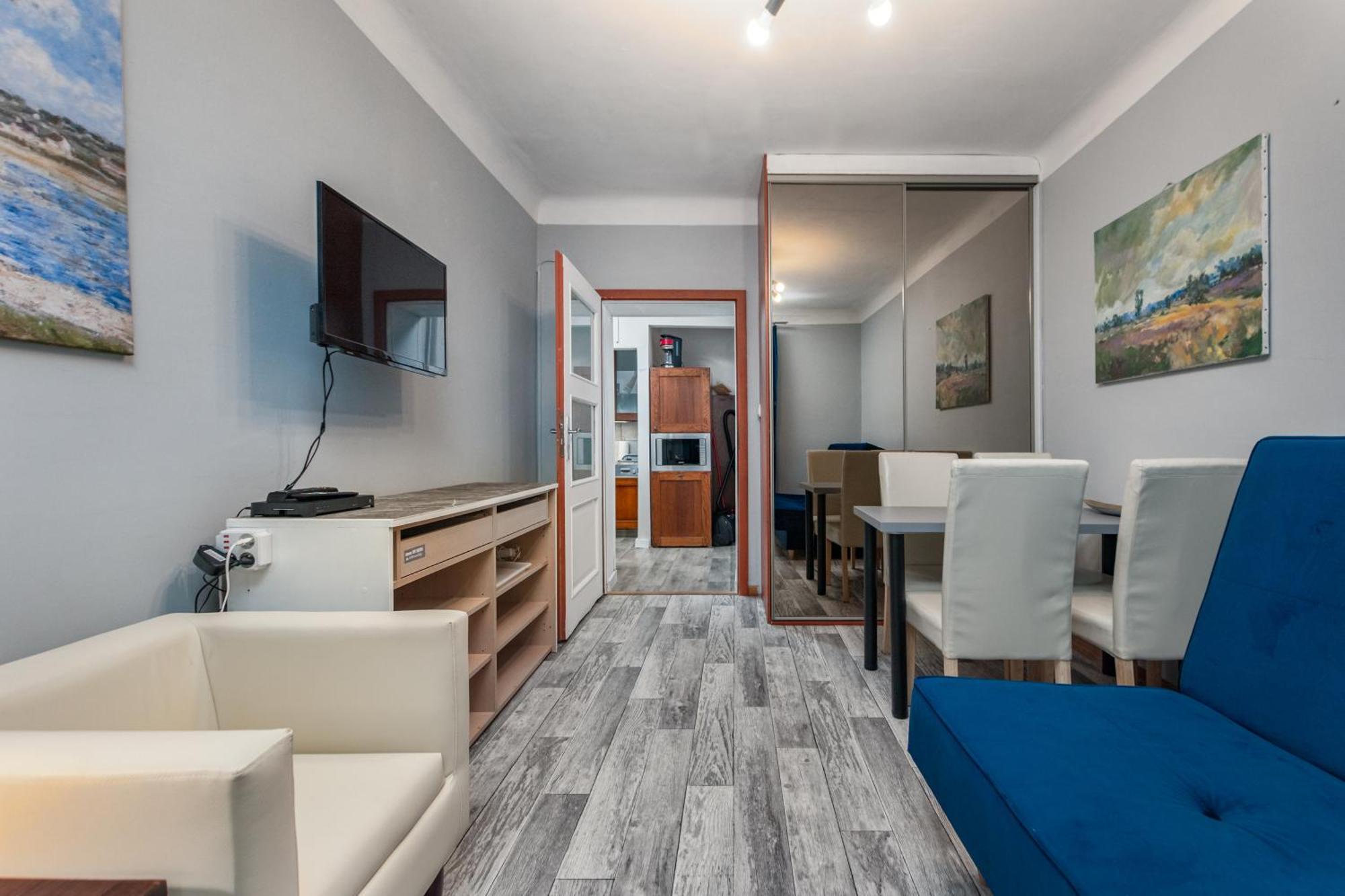 Apartment Elektoralna 19 By Homeprime
