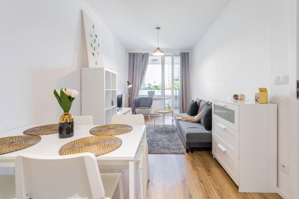 Urban Chic - - Rondo Onz - Center - Pereca Apartment *