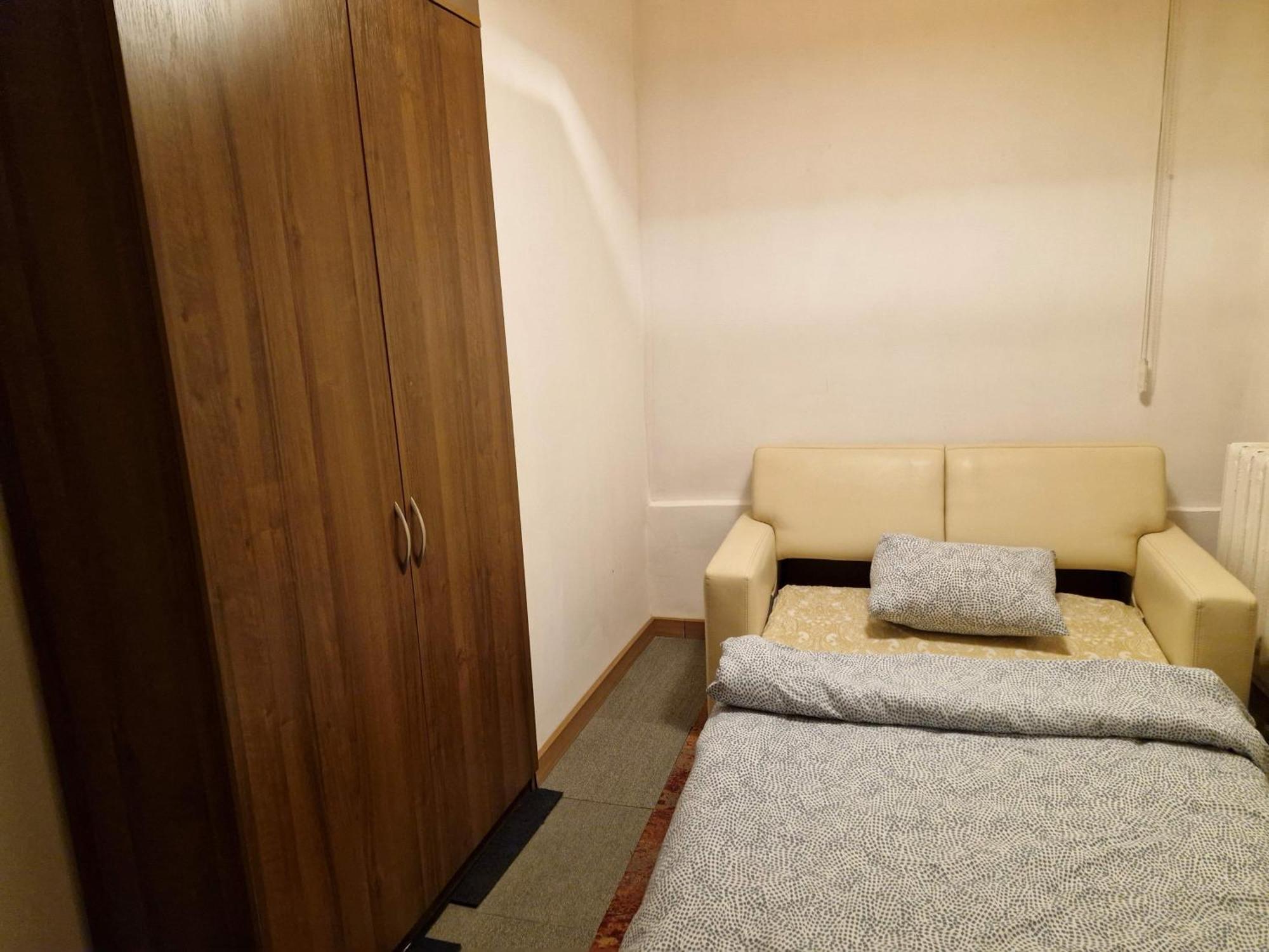 Przy Metro Wierzbno Hostel Warsaw