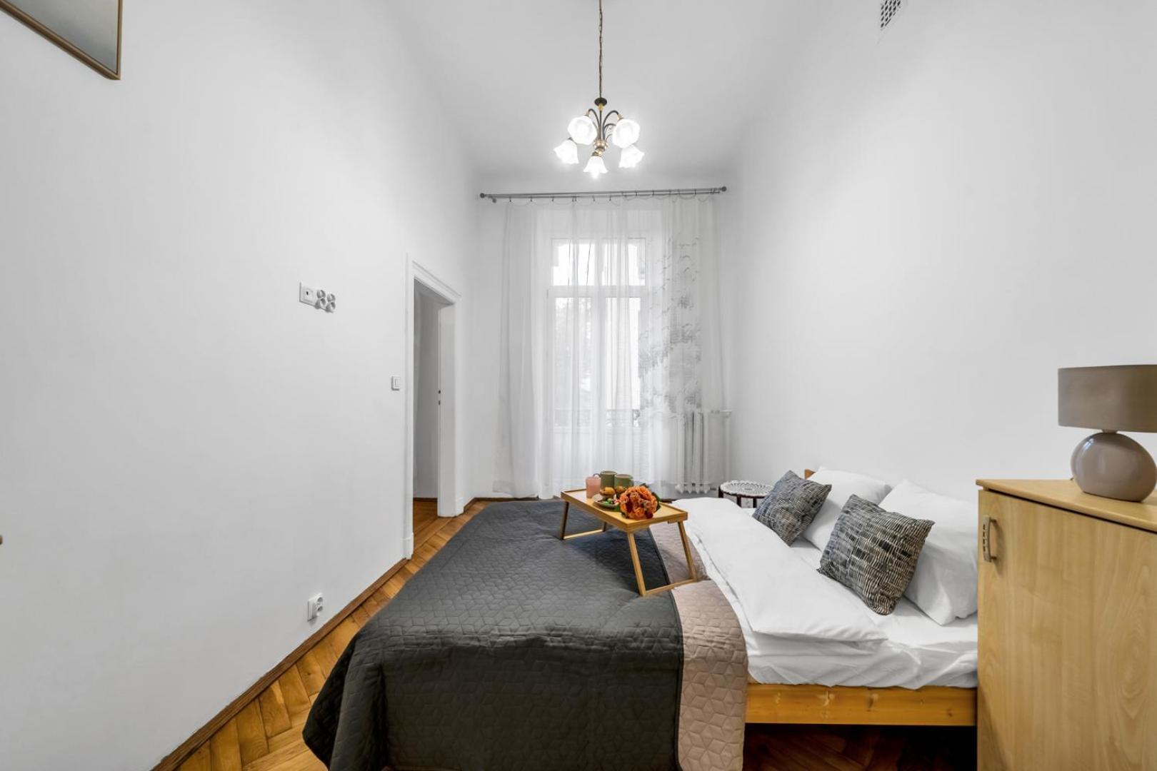 Polna - Balcony, Workspace, Location - By Rentujemy Apartment