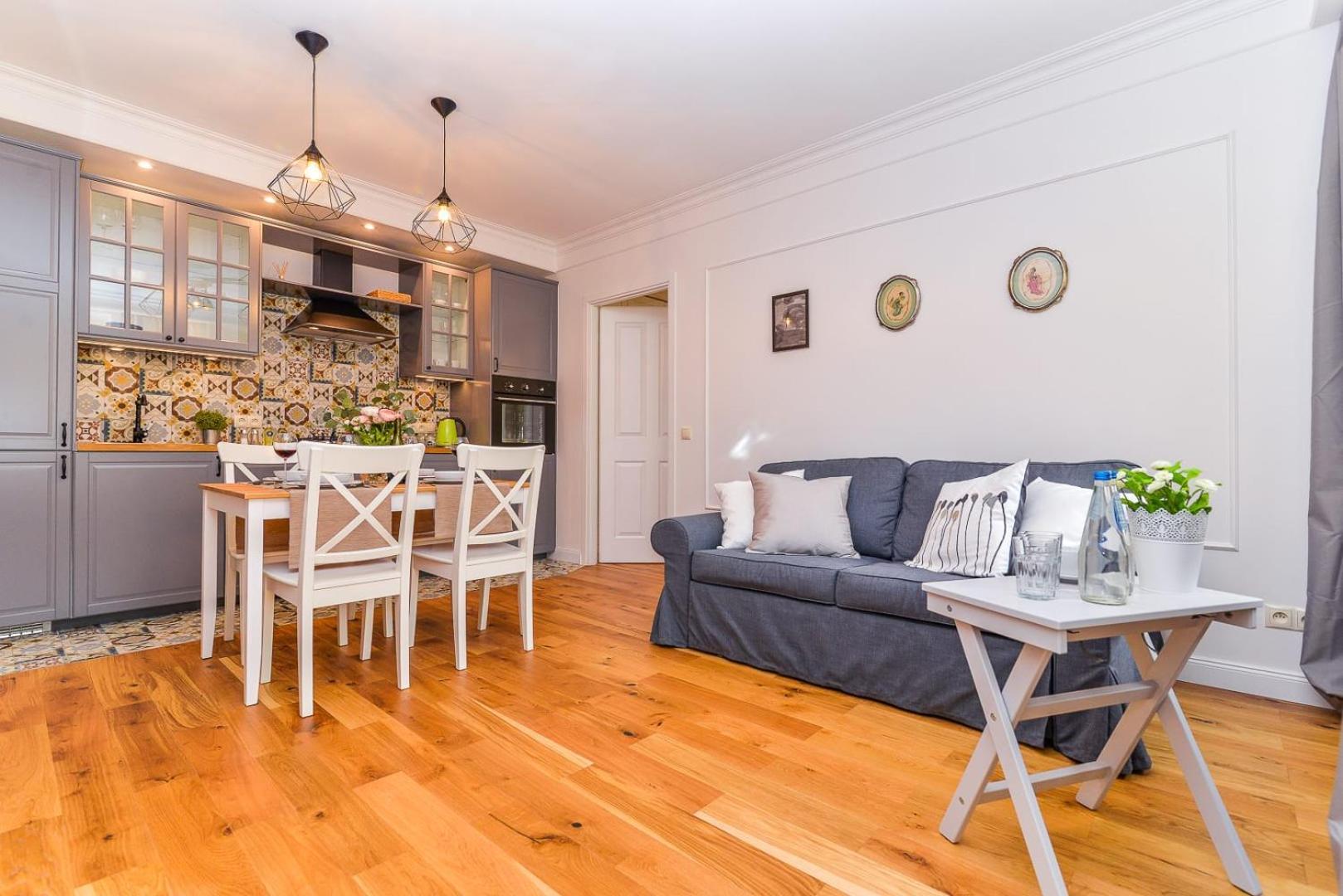 Two Bedroom In With Space For Remote Work By Rent Like Apartment Warsaw
