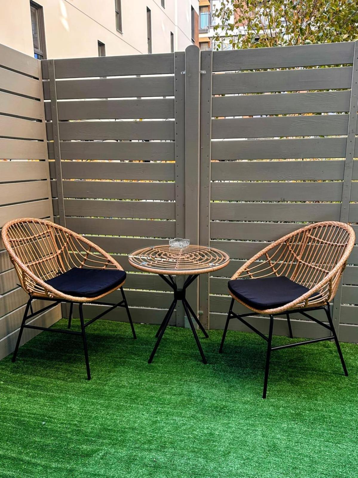 House: With Jacuzzi, Prosecco & Wellness Facilities Apartment Warsaw
