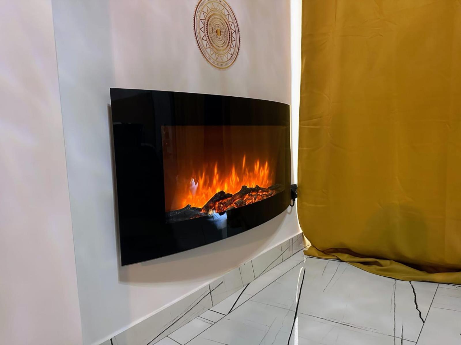 Apartment House: With Jacuzzi, Prosecco & Wellness Facilities