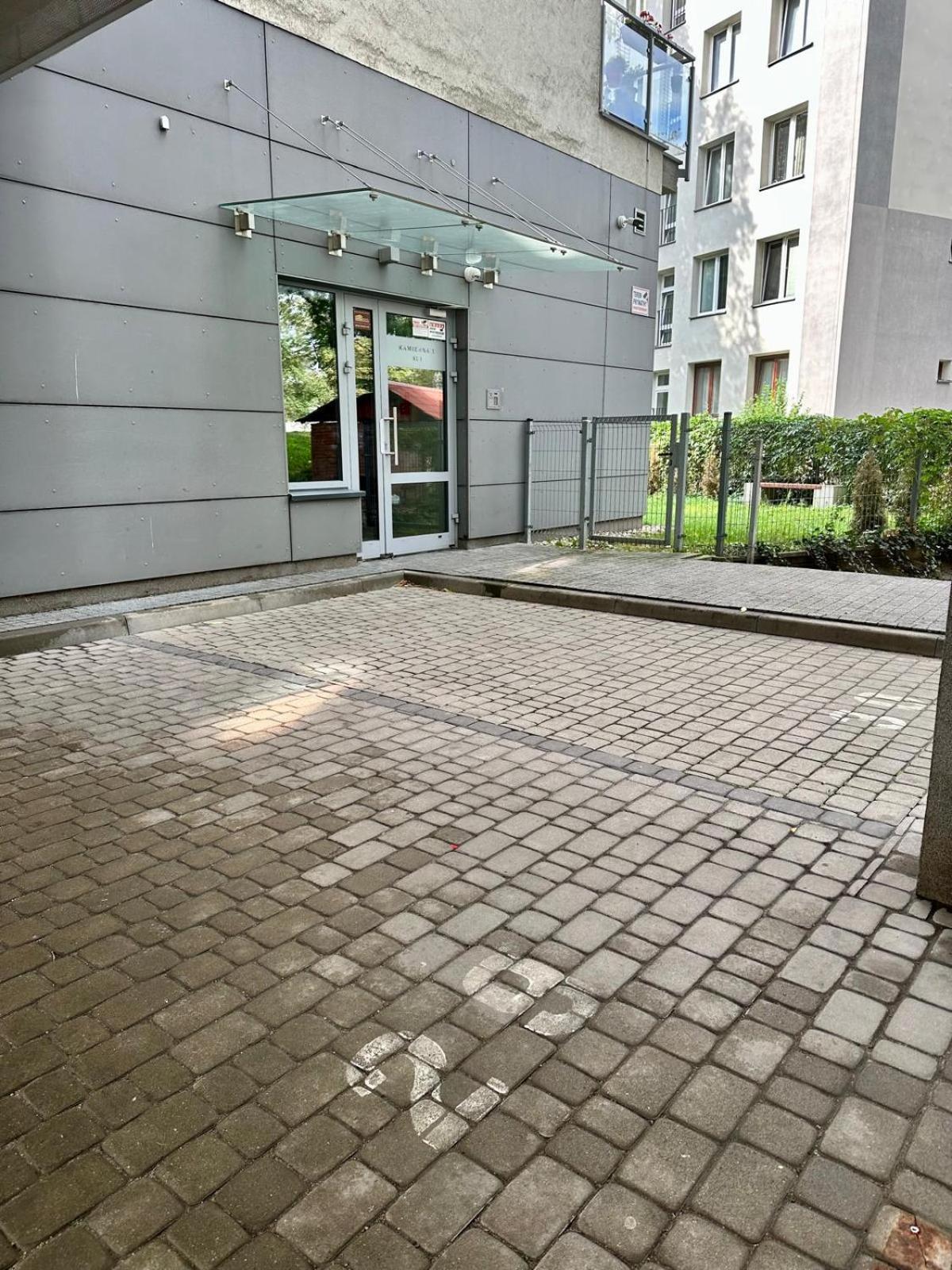 Metro Szwedzka Apartment Warsaw