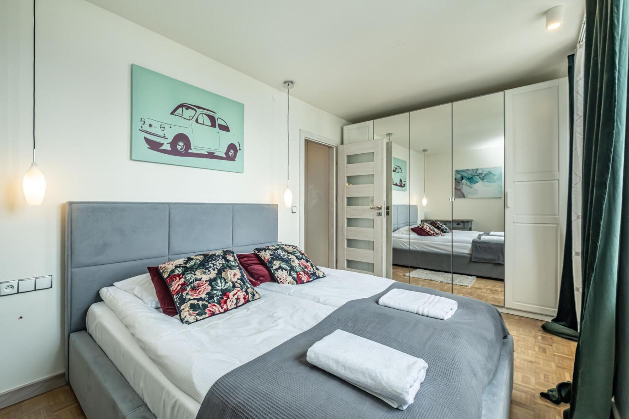 Center Tower View Apartment