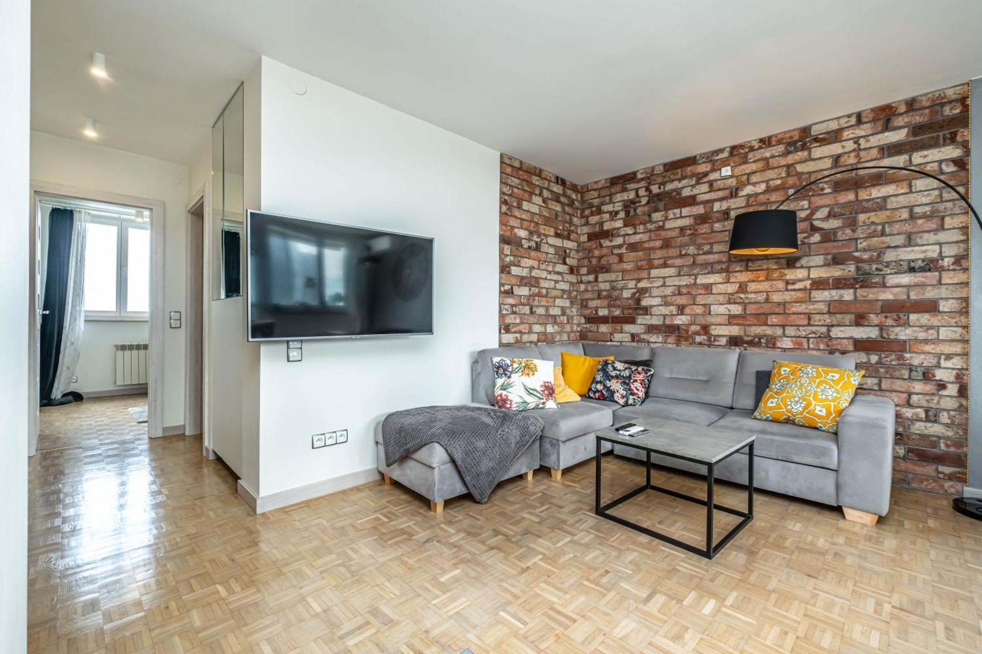 Center Tower View Apartment Warsaw