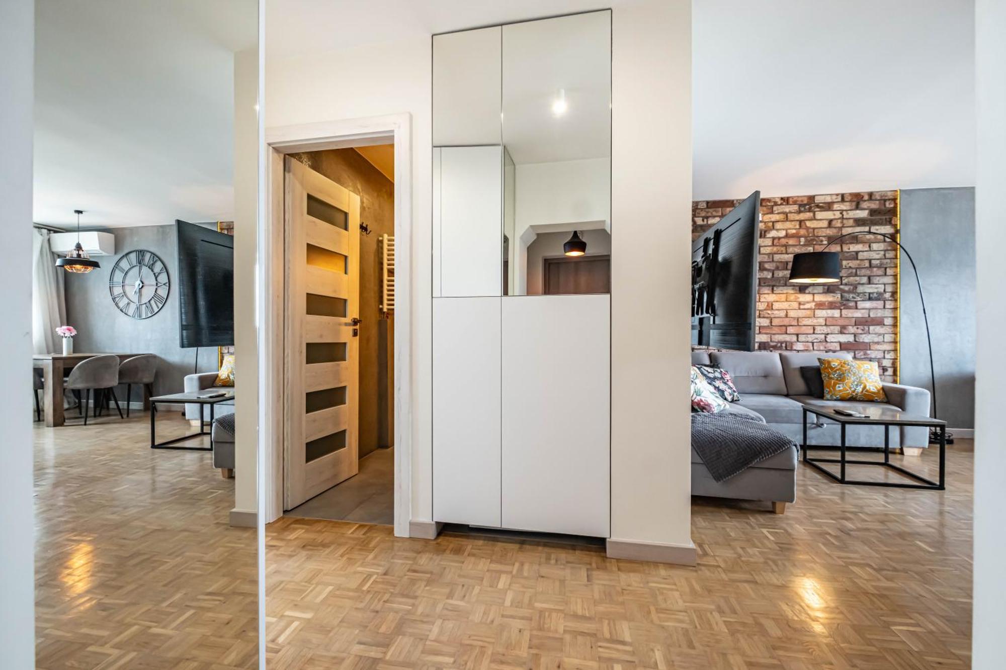 Center Tower View Apartment