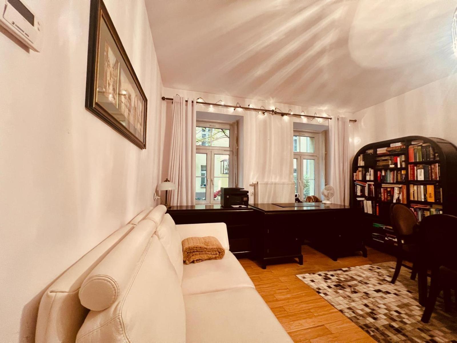 Apartment Cozy Flat Centrum Of Warsaw
