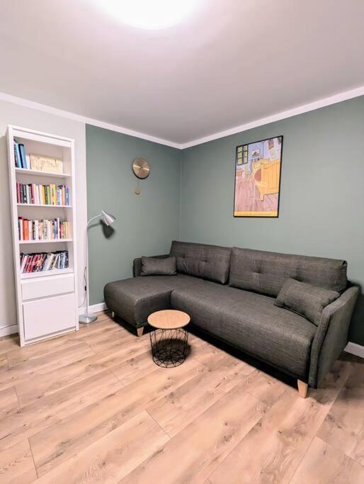 Cozy 2rm With 2xworkspace Warsaw