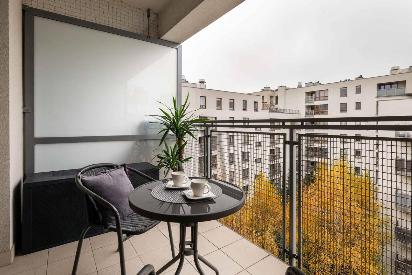 Apartment Urban Blue 2 Bedroom Wola