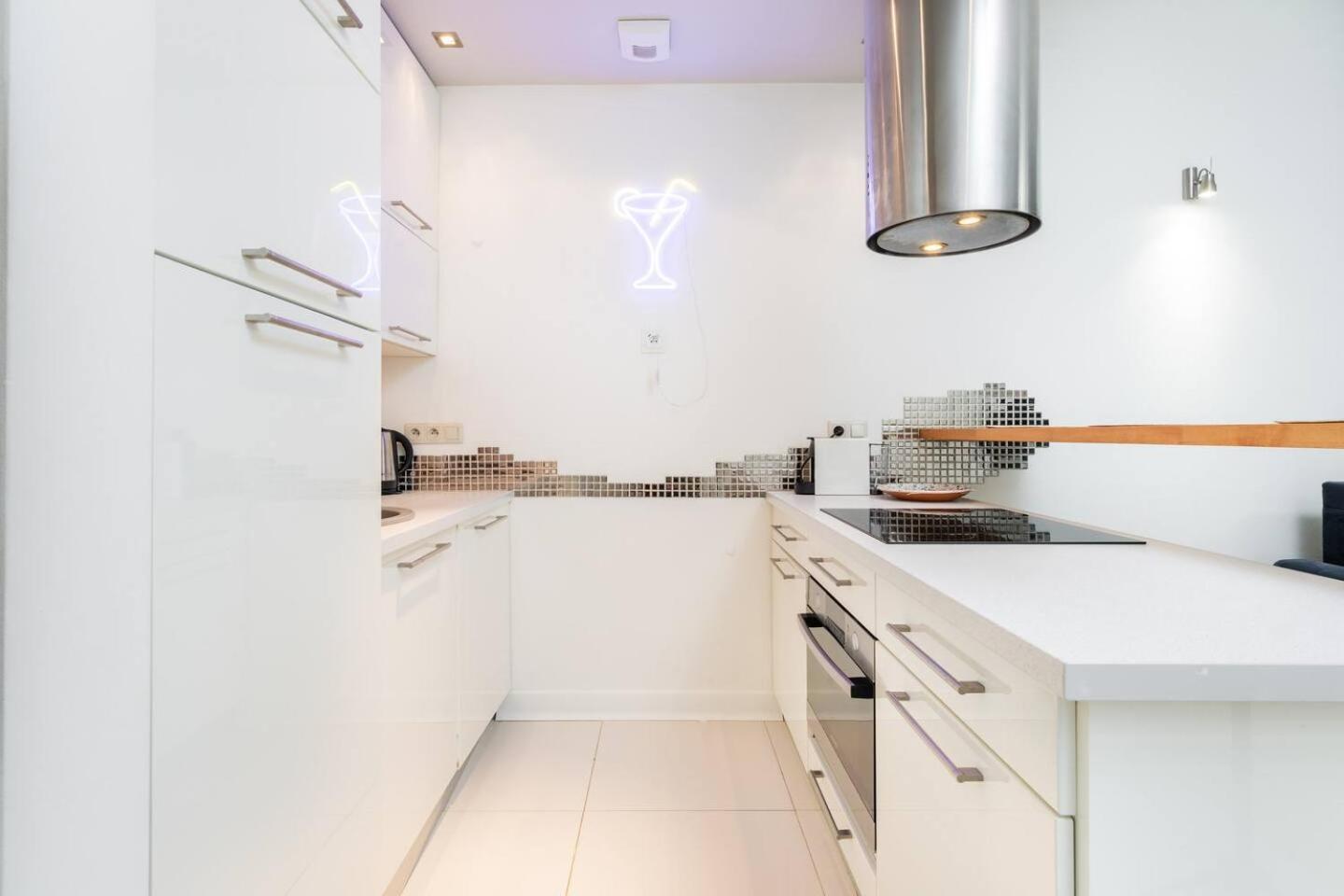 Urban Blue 2 Bedroom Wola Warsaw