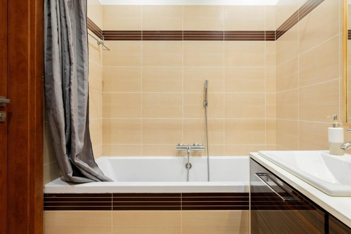 Urban Blue 2 Bedroom Wola * Warsaw