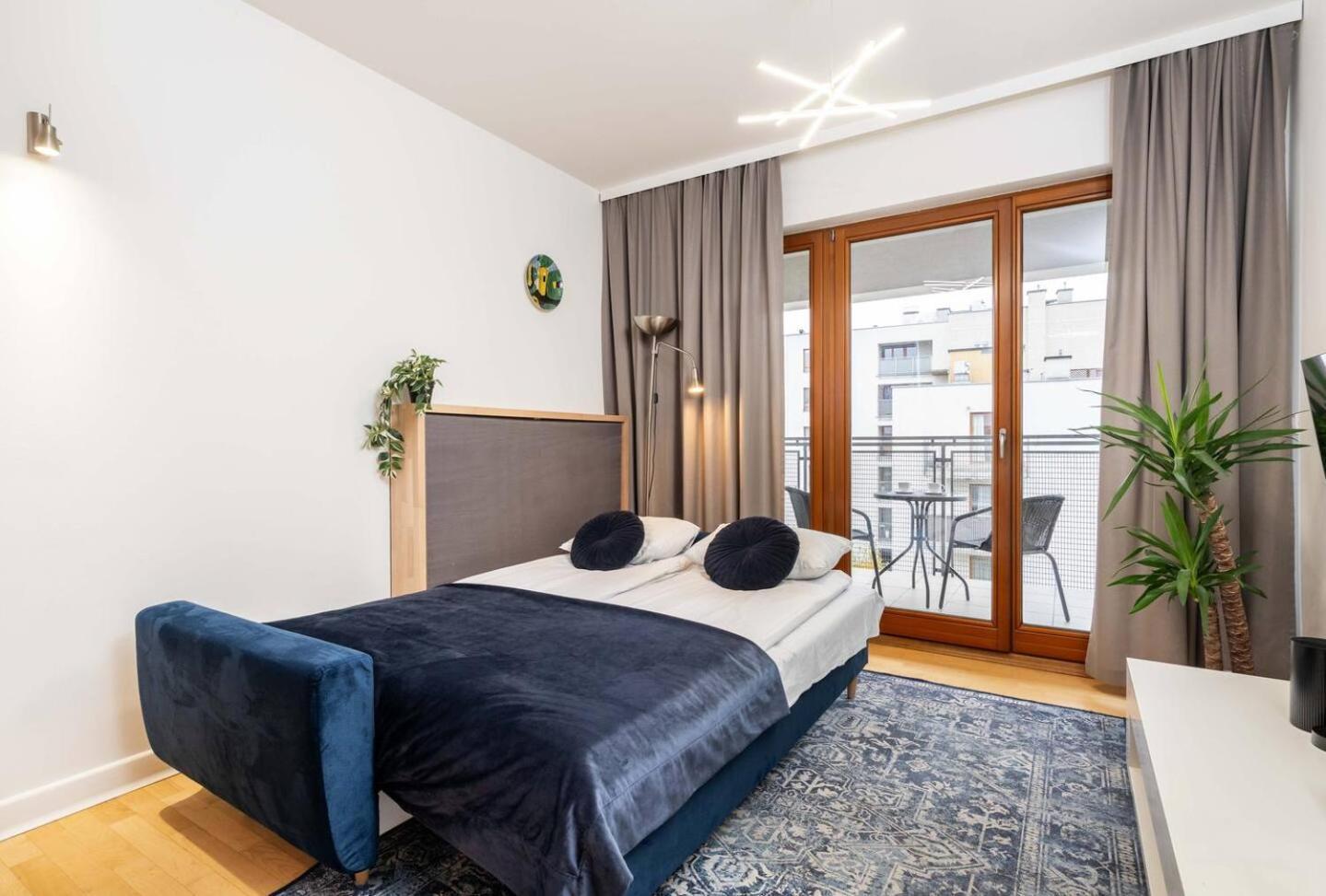 Urban Blue 2 Bedroom Wola Apartment