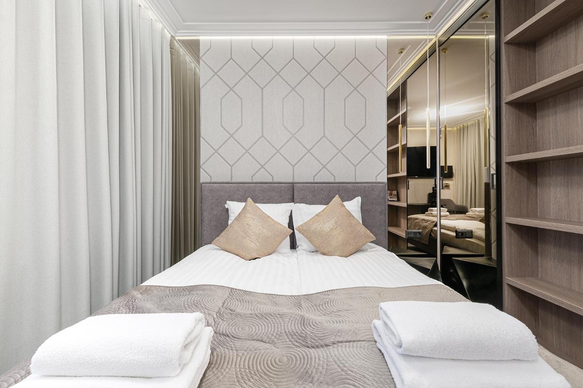 Rentplanet - Pileckiego Căn hộ Warsaw