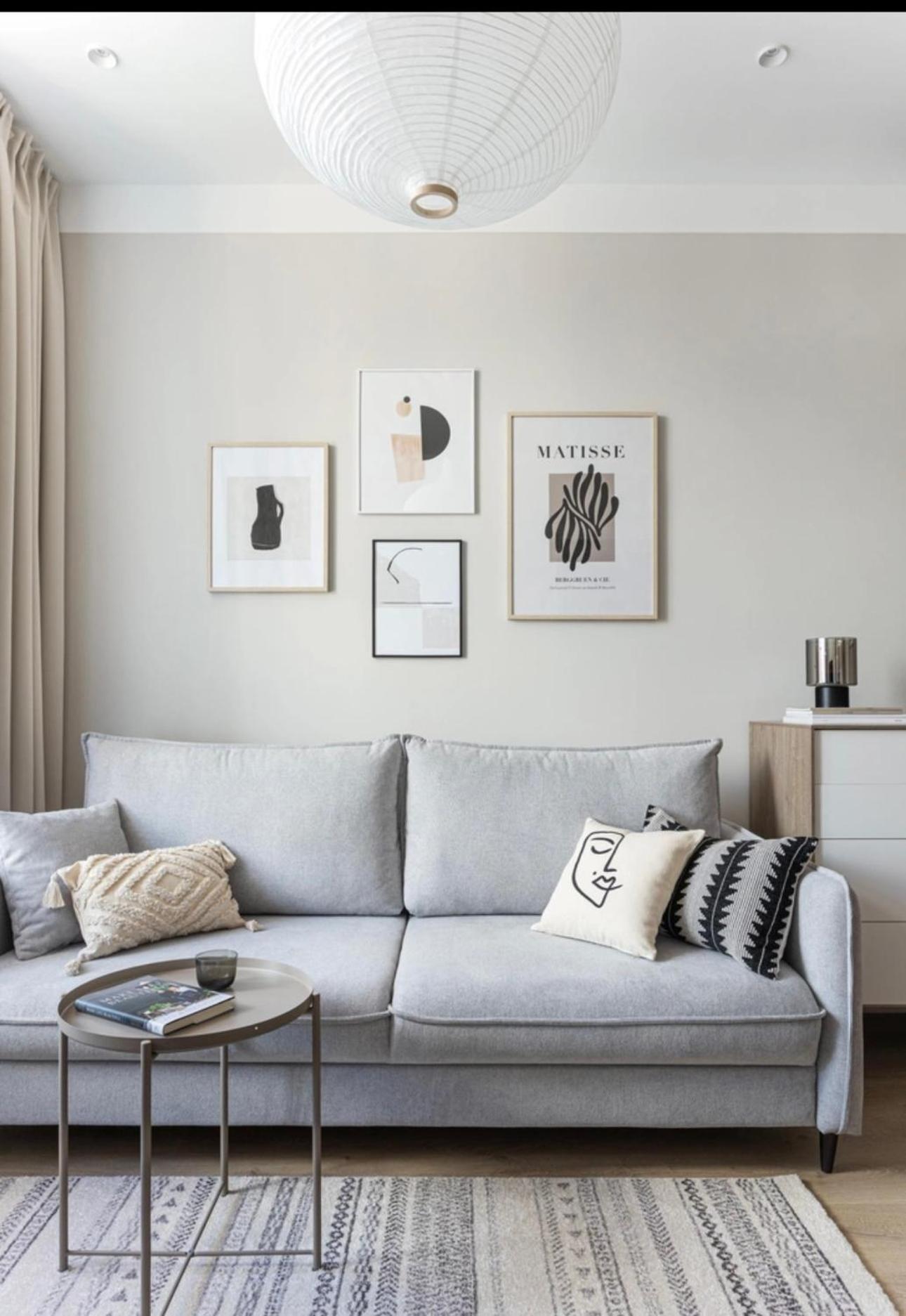 Amazing In Old Apartment *