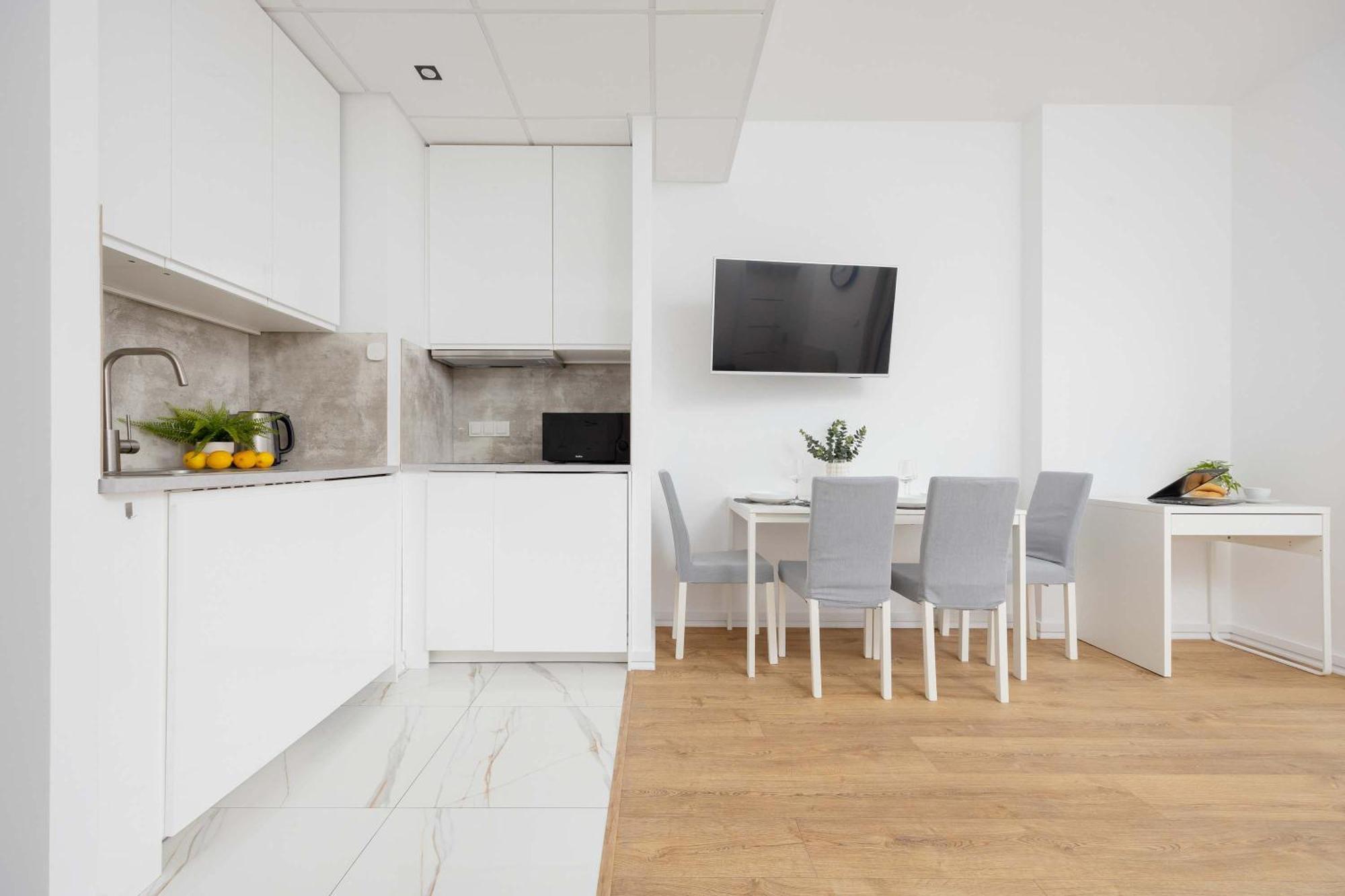 Apartamento Kasprzaka Near Metro Plocka With Ac And Parking By Rent Like