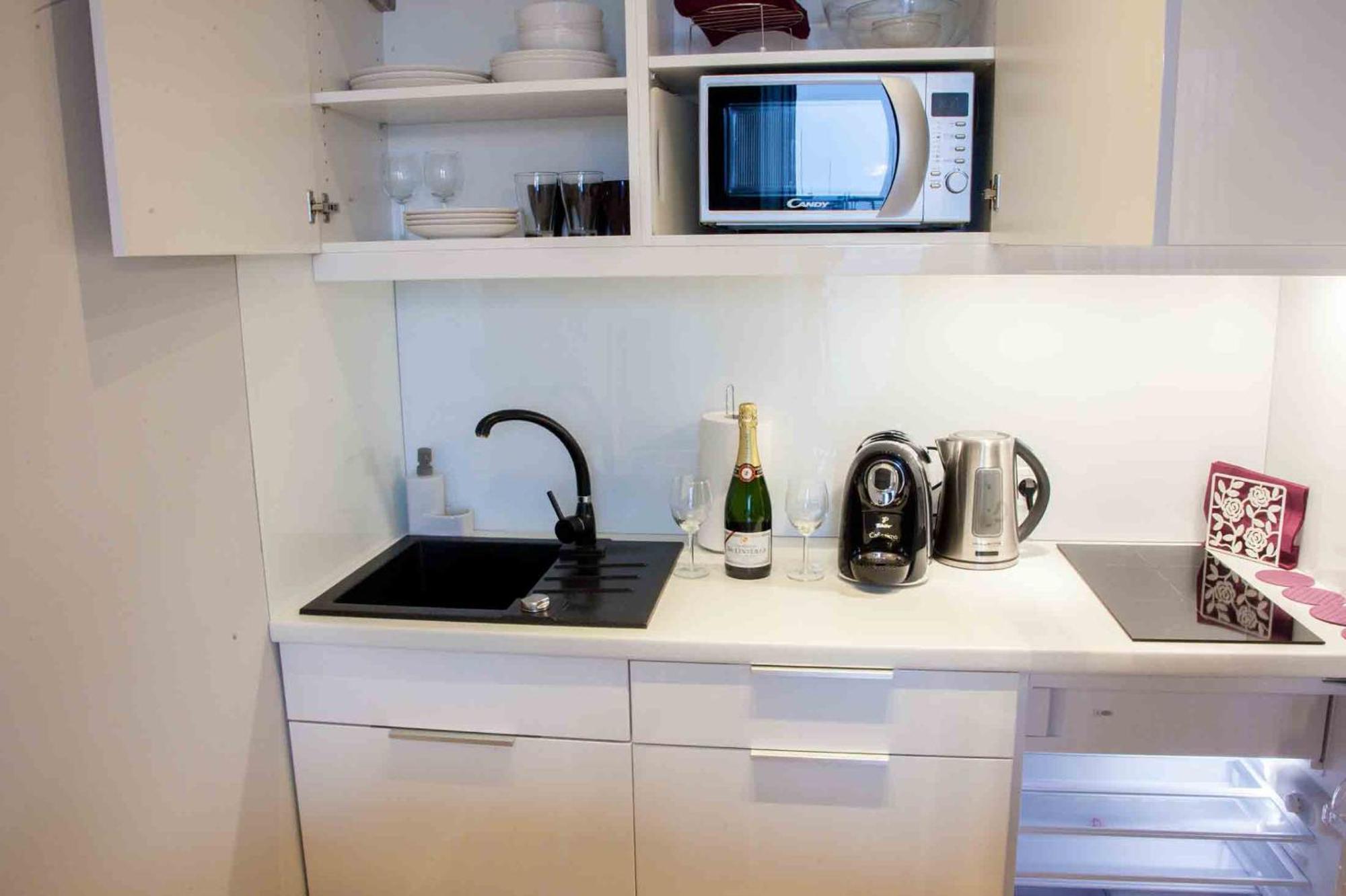 Triton Apartment *