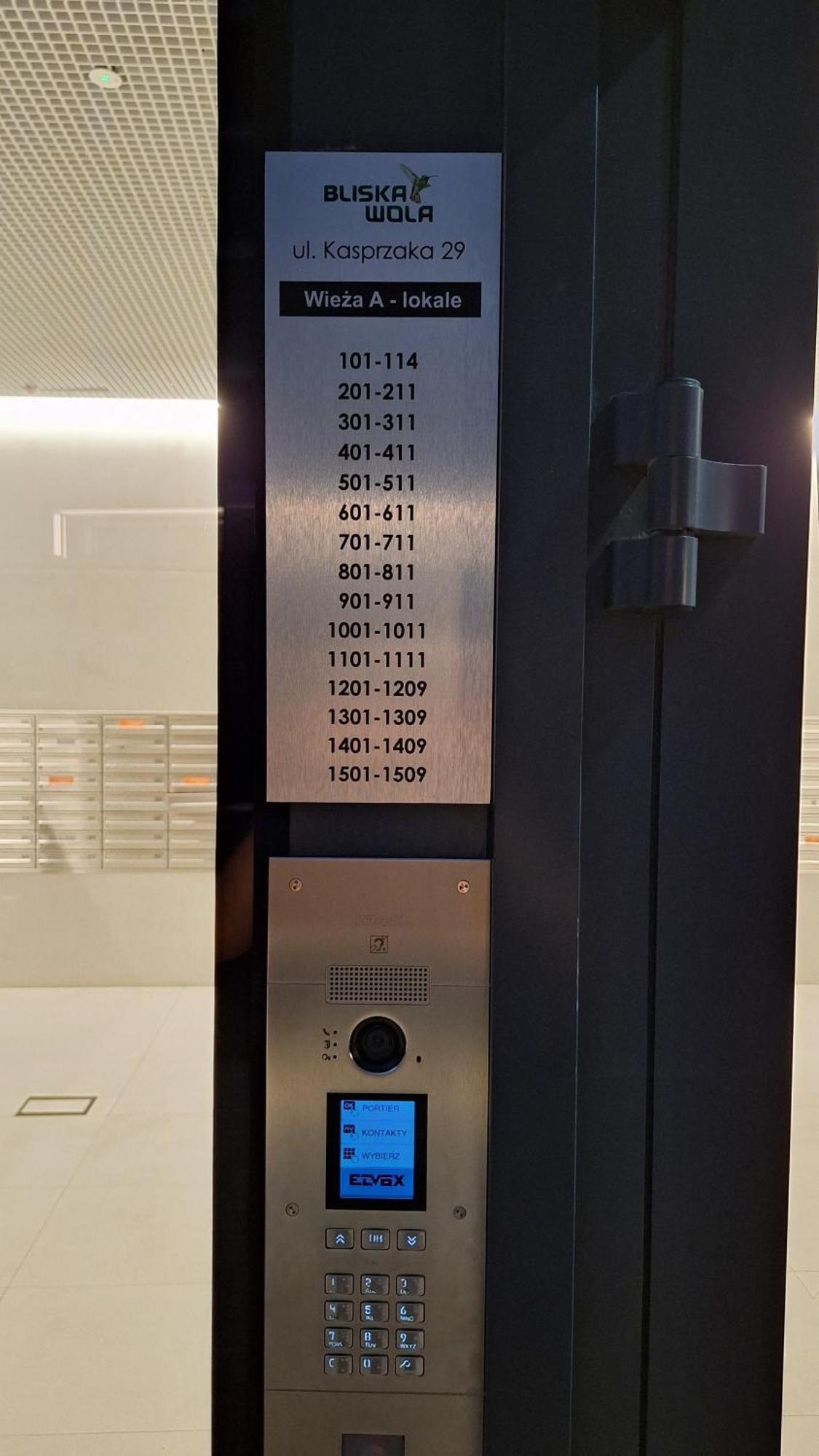 Apartment Big City Life - Bliska Wola Tower A