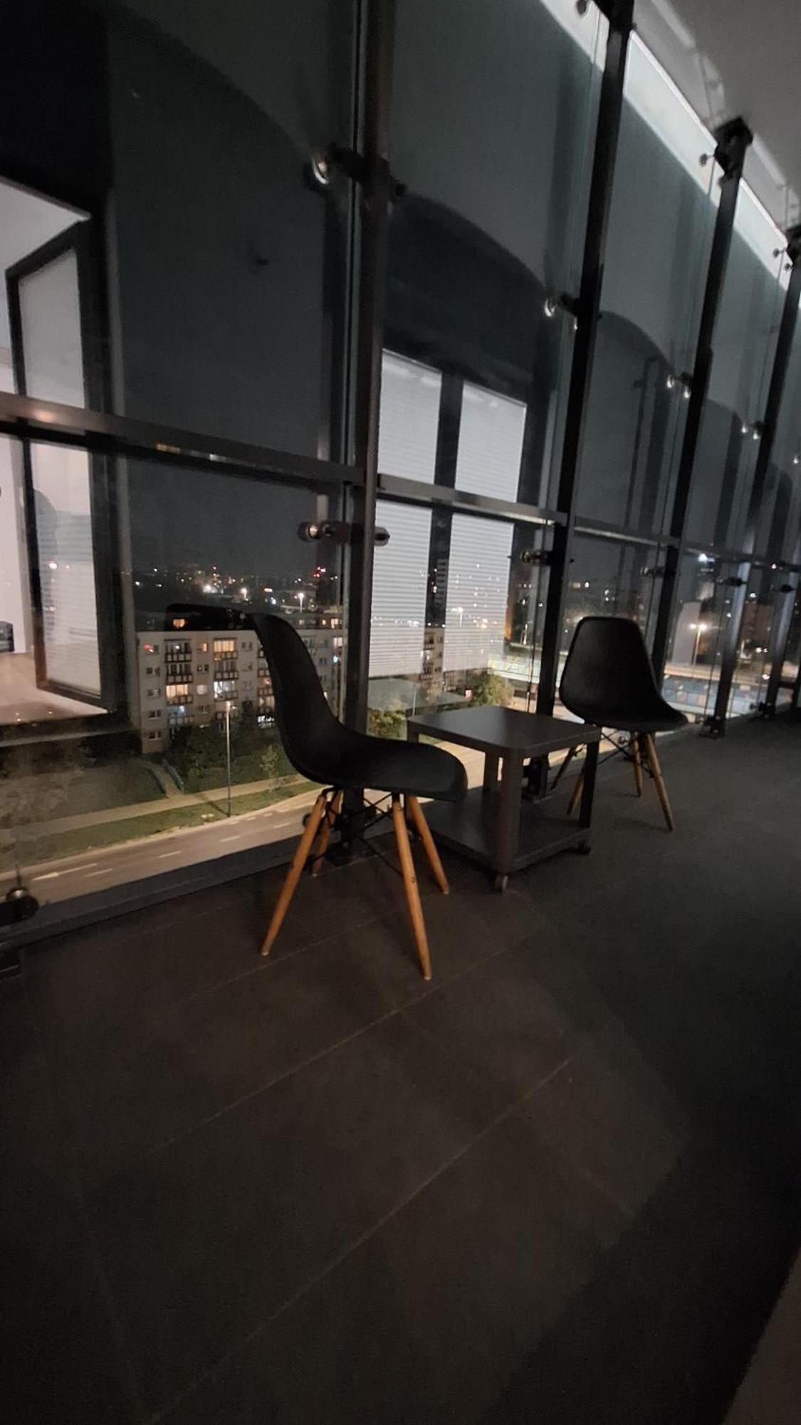 Apartment Big City Life - Bliska Wola Tower A *
