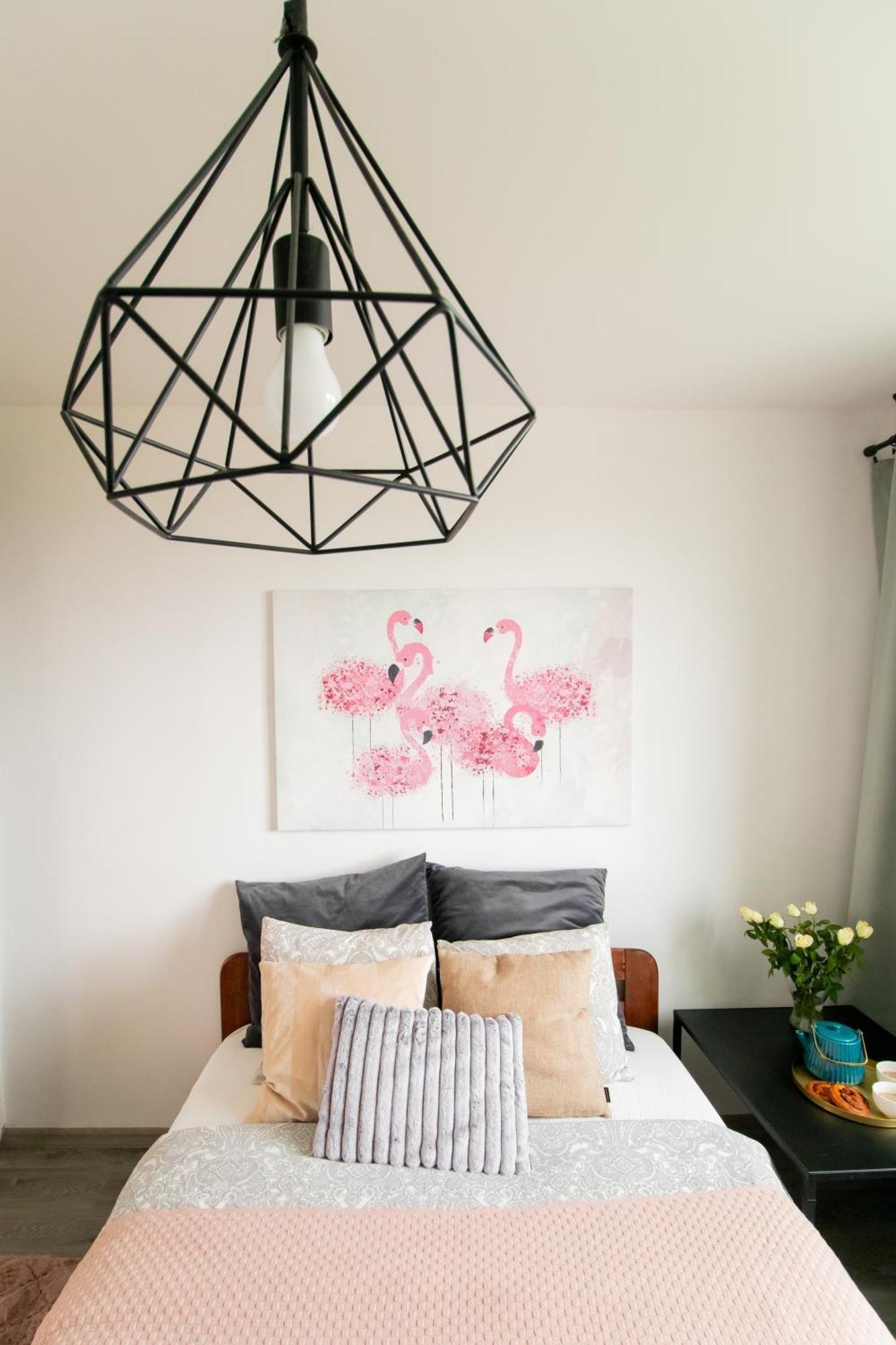 Piotrapartments - Daleka Cozy Train&airport Apartament *