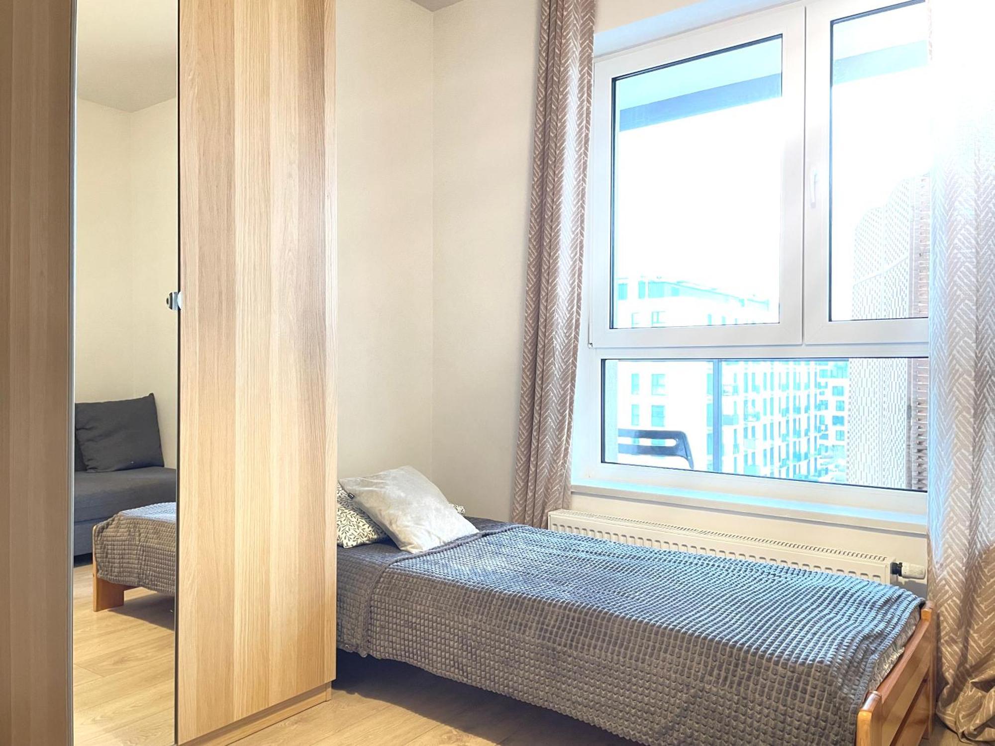 Superior Komputerowa, 4 Rooms, 3 Bedrooms, Airport-city Train, Metro! 24h Reception! *