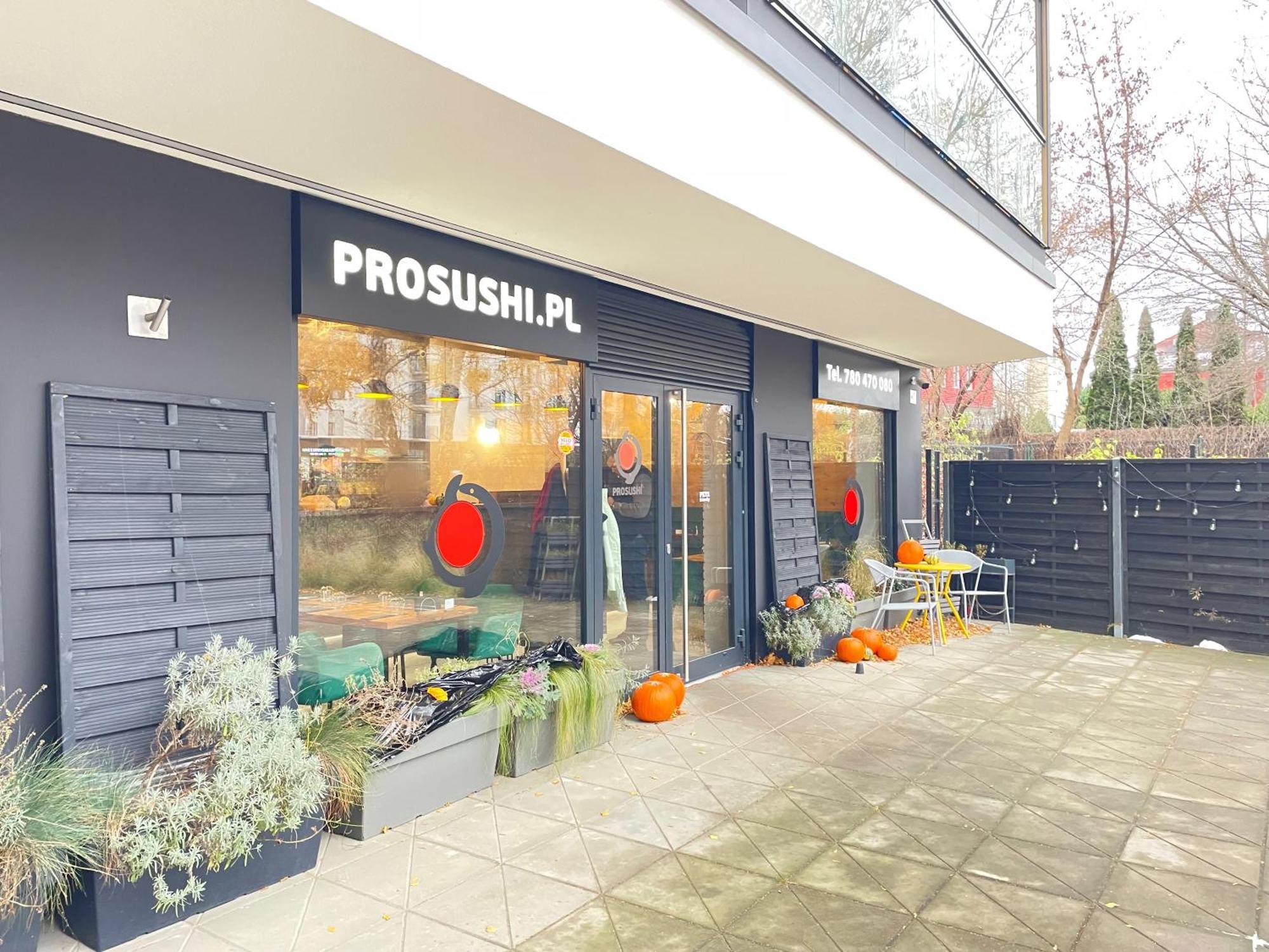 Superior Komputerowa, 4 Rooms, 3 Bedrooms, Airport-city Train, Metro! 24h Reception! Apartament Warszawa