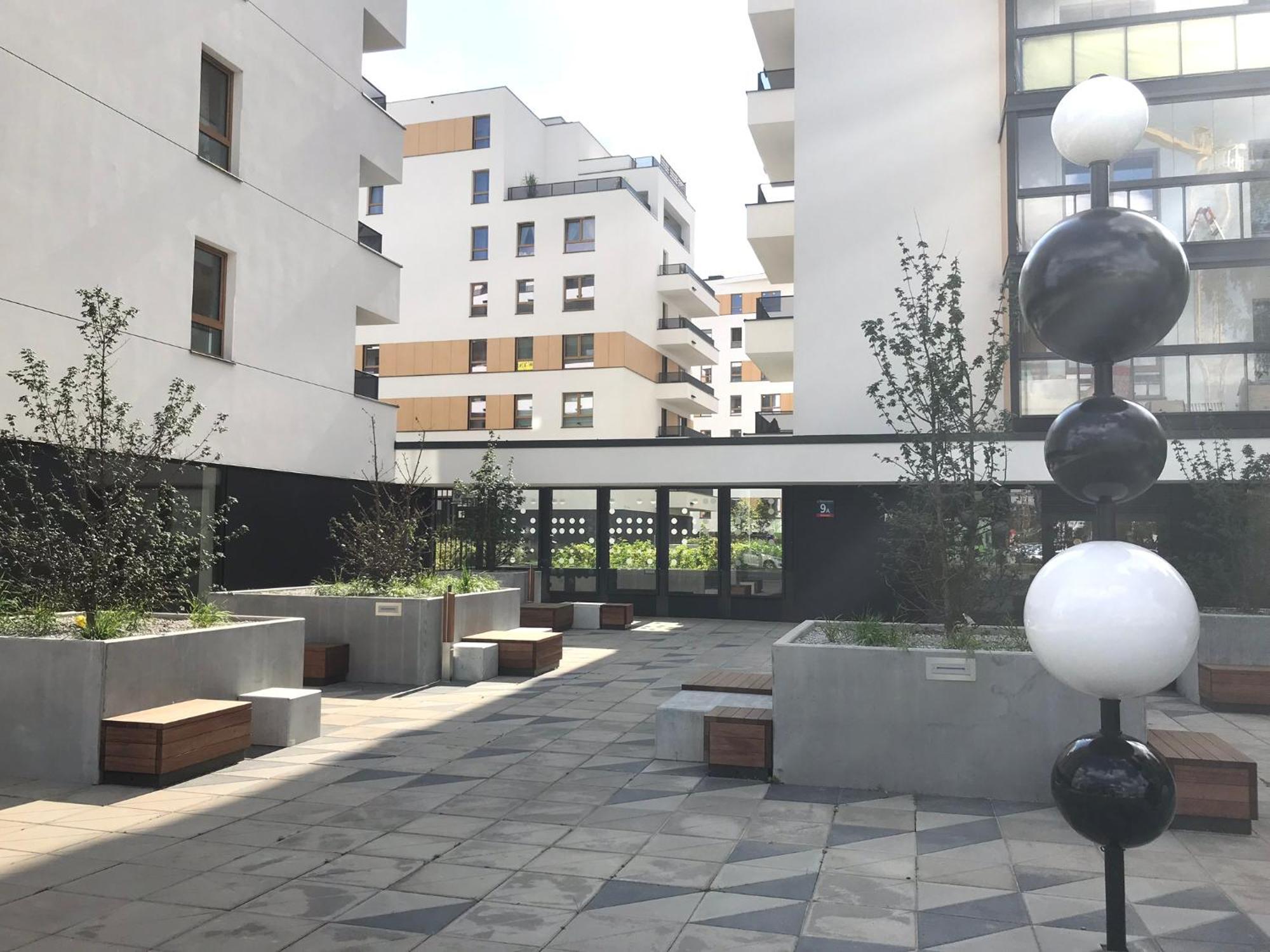 Superior Komputerowa, 4 Rooms, 3 Bedrooms, Airport-city Train, Metro! 24h Reception! Apartament *