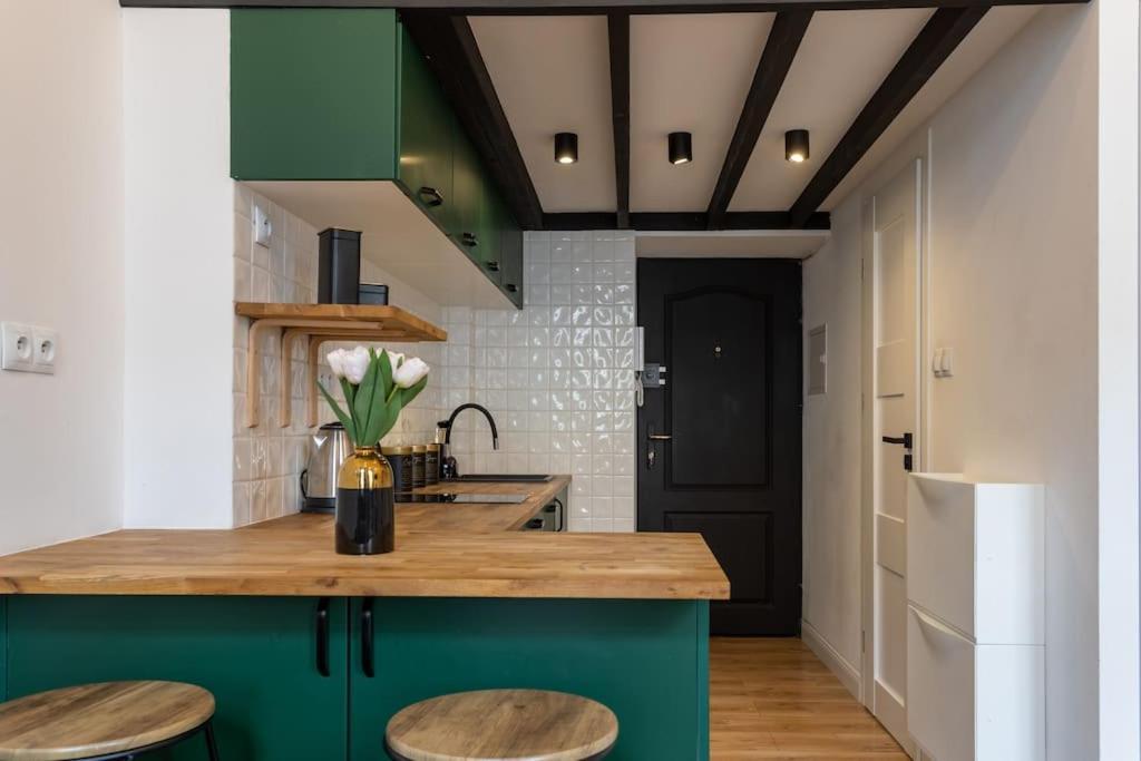 Close-central - Great Location - Stylish Loft - Zlota Street Warsaw