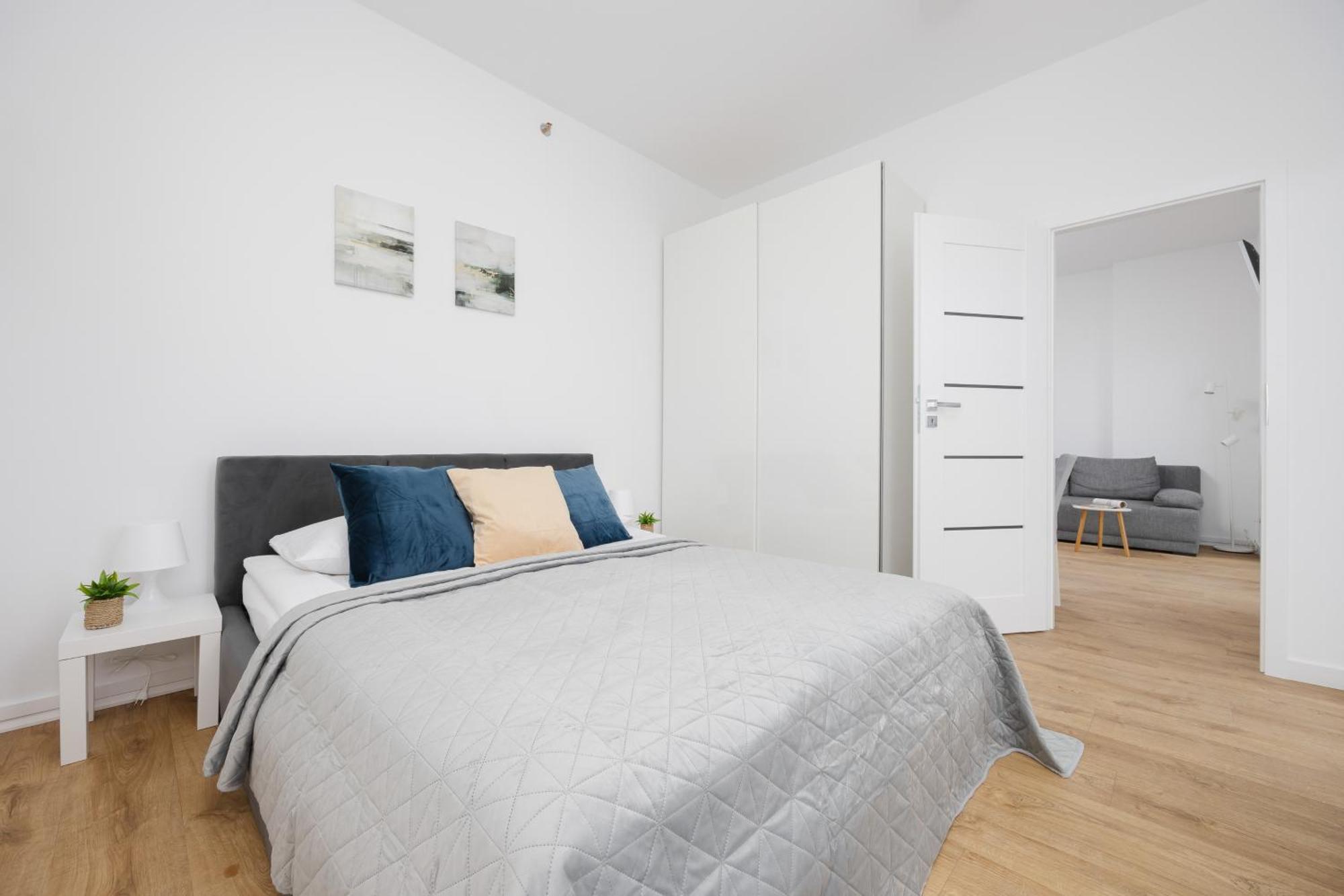 Apartamento Kasprzaka Near Metro Plocka With Ac And Parking By Rent Like Varsóvia