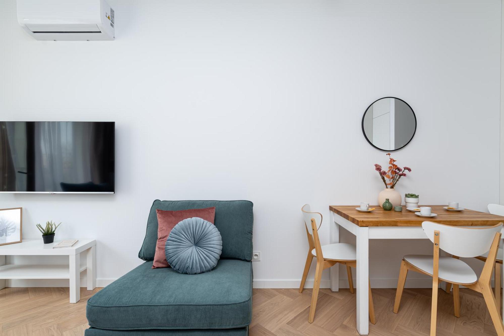 Superapart Domaniewska 53 *