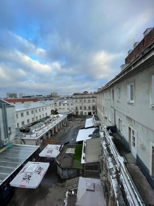 Fantastic Waw - Ch5 D313 Apartment