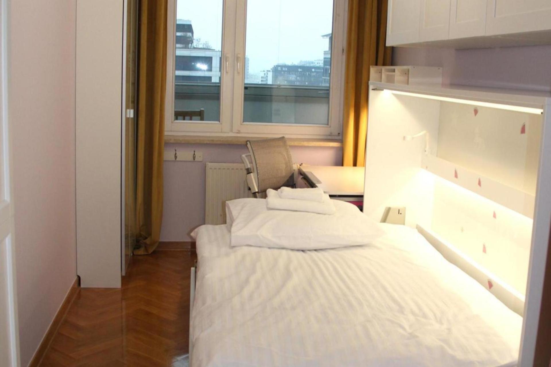 Apartment 2 Bedrooms Central