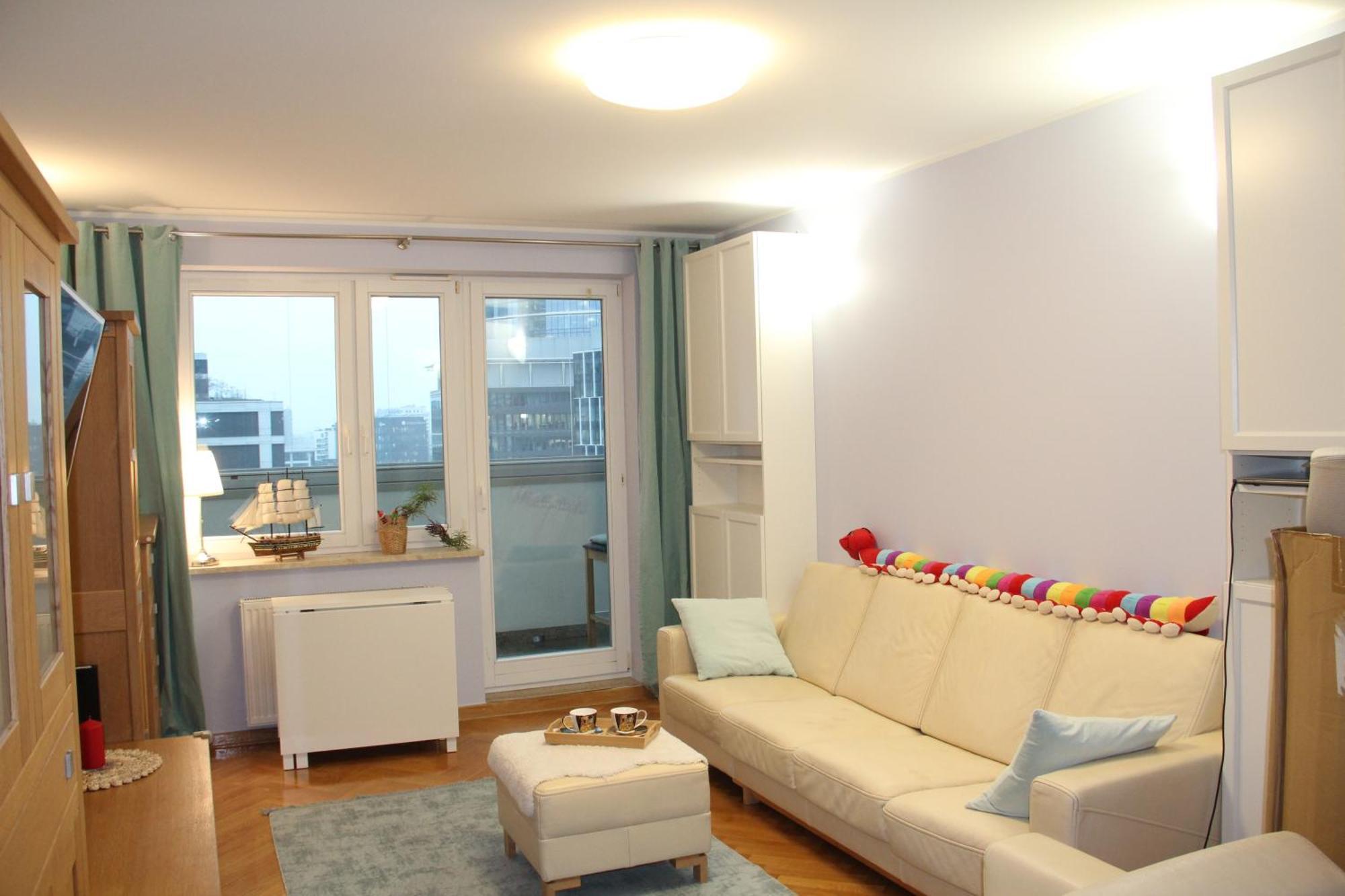 2 Bedrooms Central