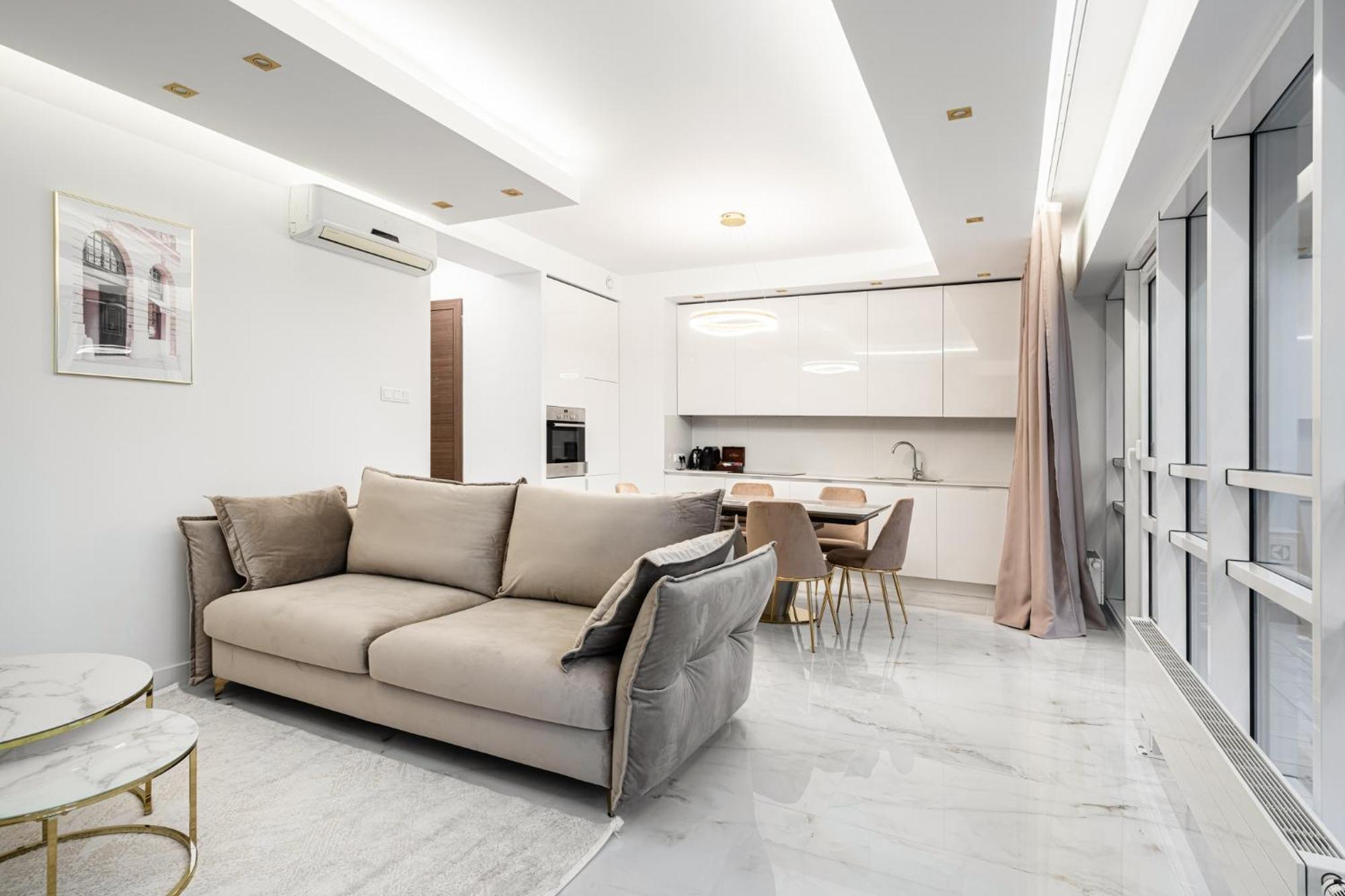 Platinum Towers J&k Apartment Warsaw