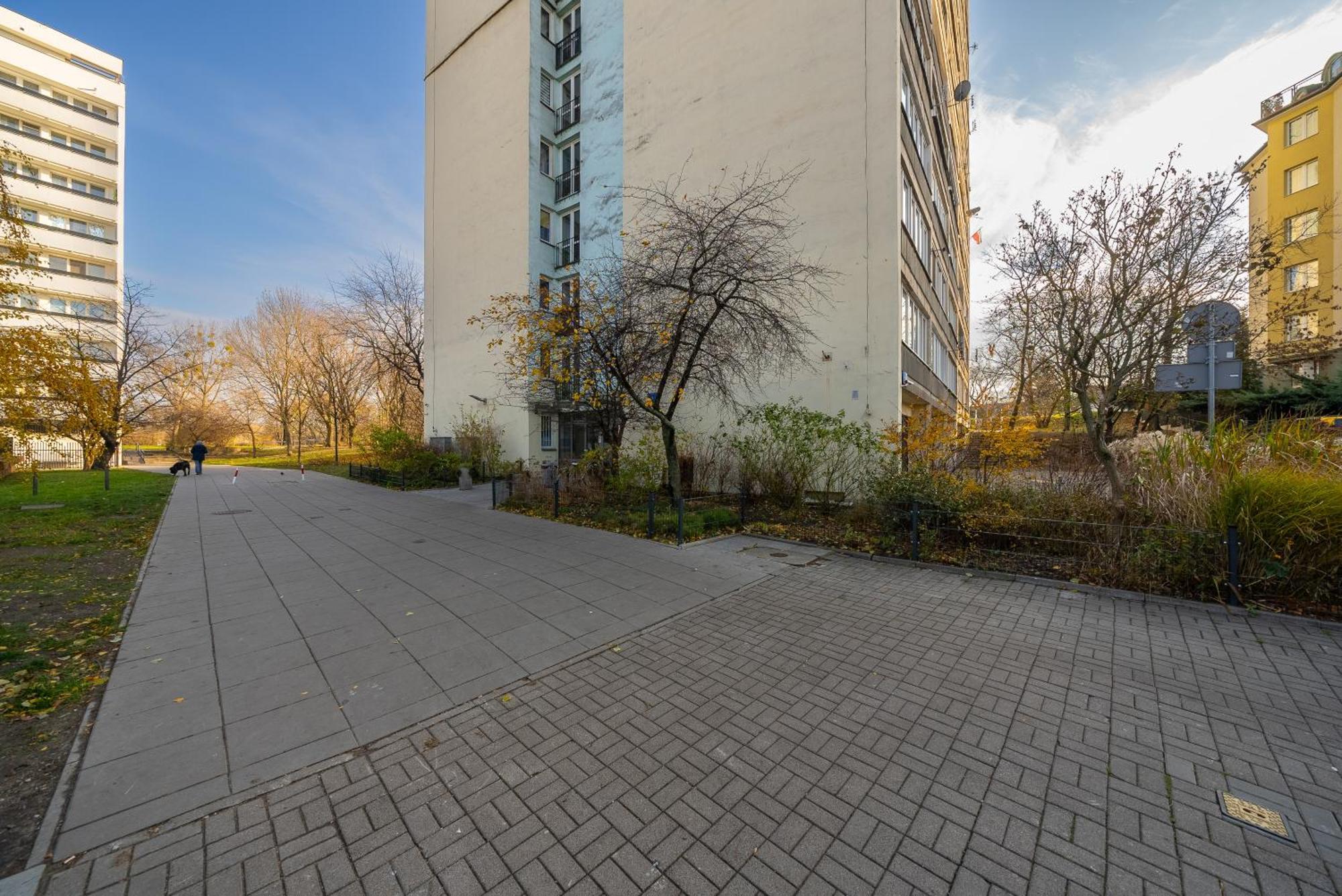 Apartament Kozmiana - Workspace, Bus&park Nearby - By Rentujemy