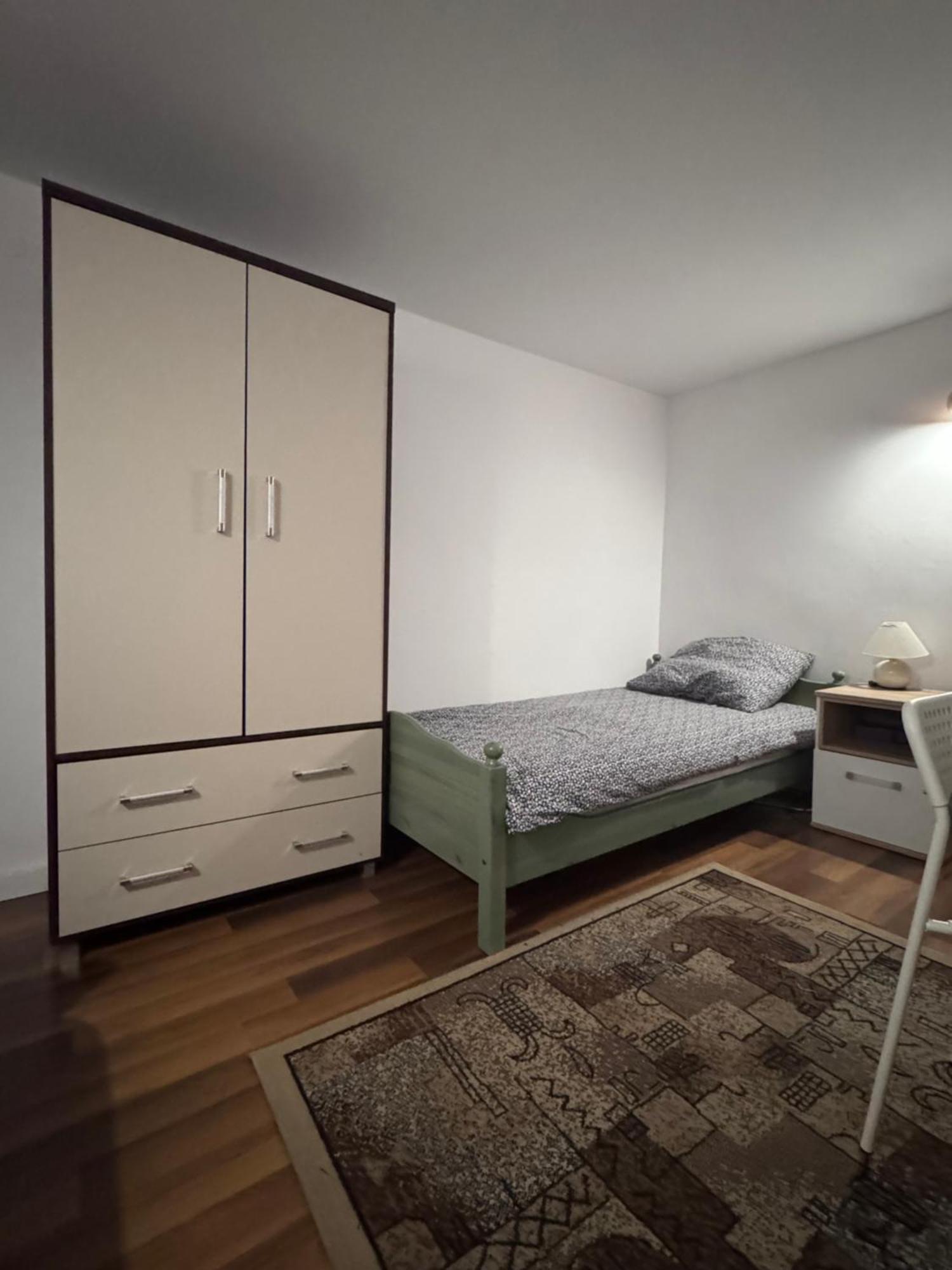 Na Zaciszu - Metro Zacisze Guest house *
