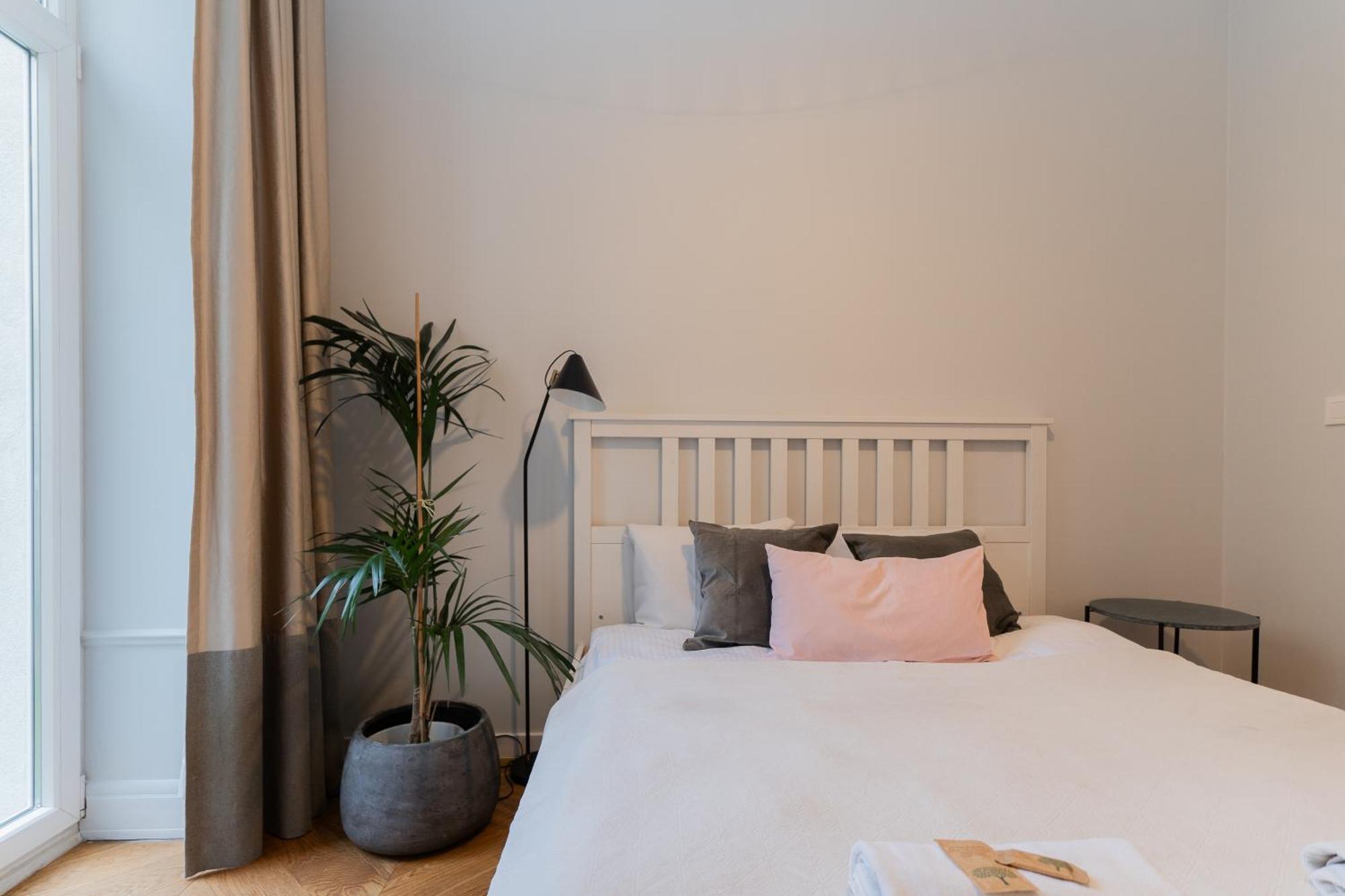 Concierge Gagarina Garden Apartment